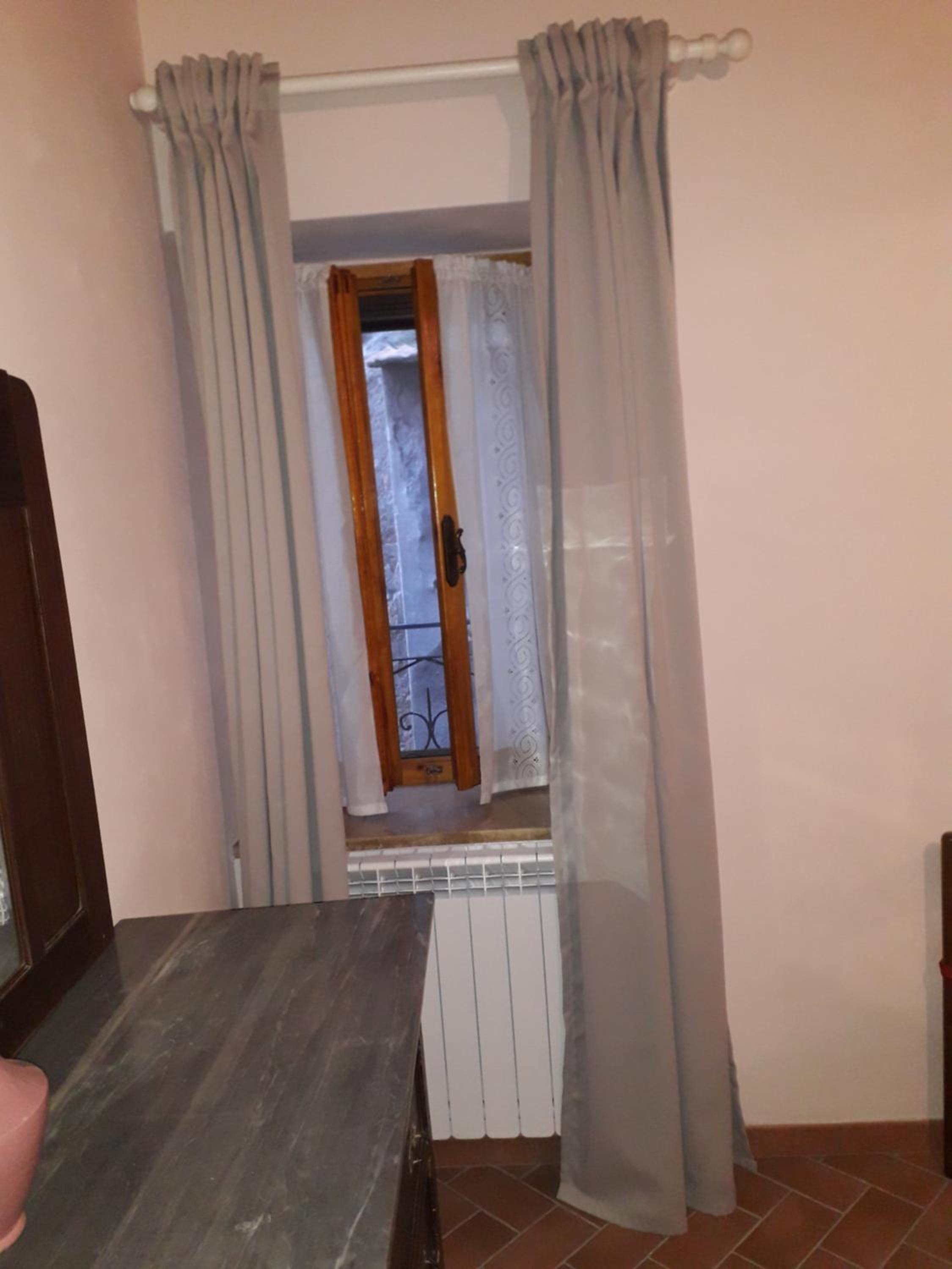Two-Bedroom Apartment - Photo 2