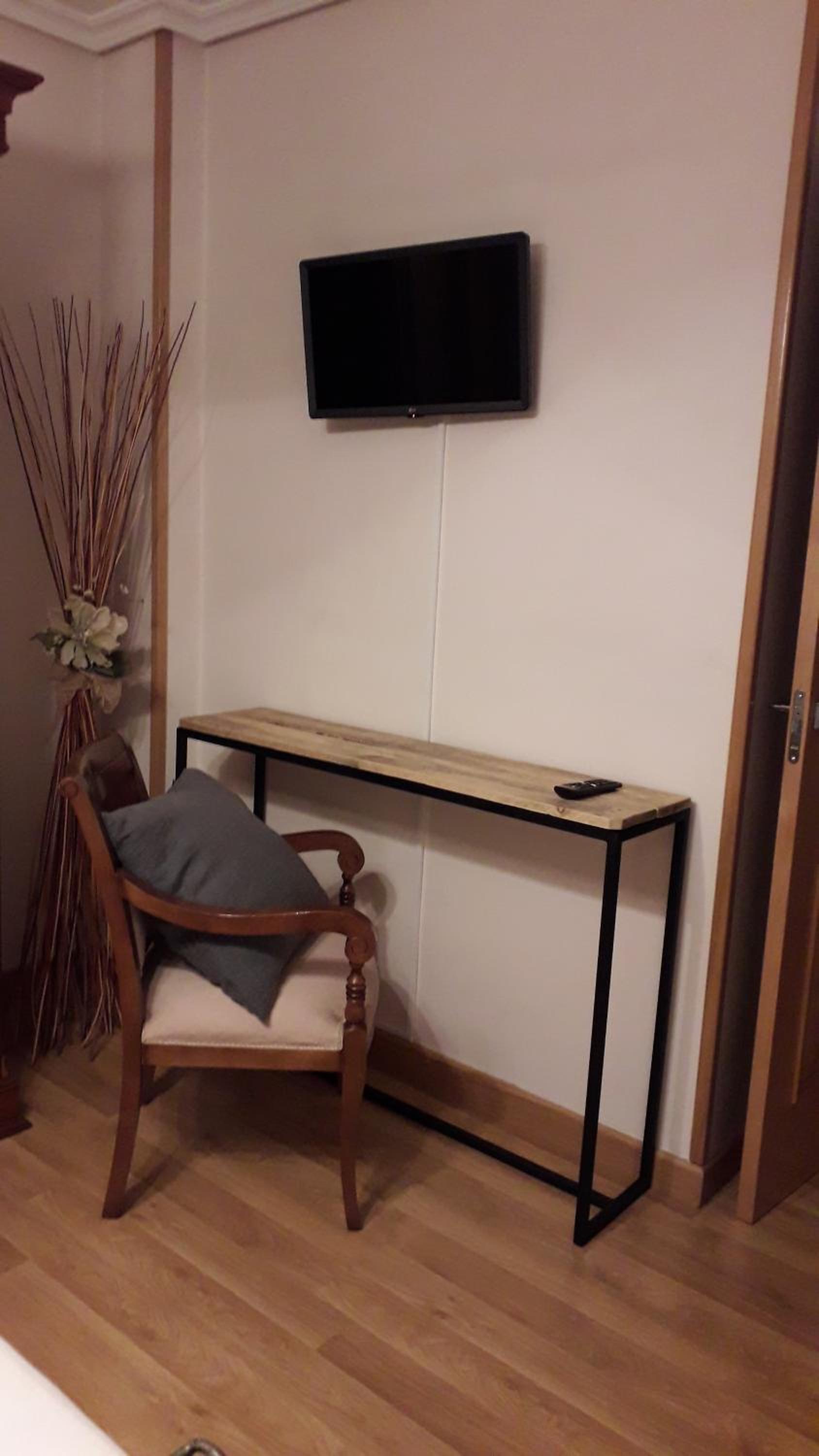 Three-Bedroom Apartment - Photo 1