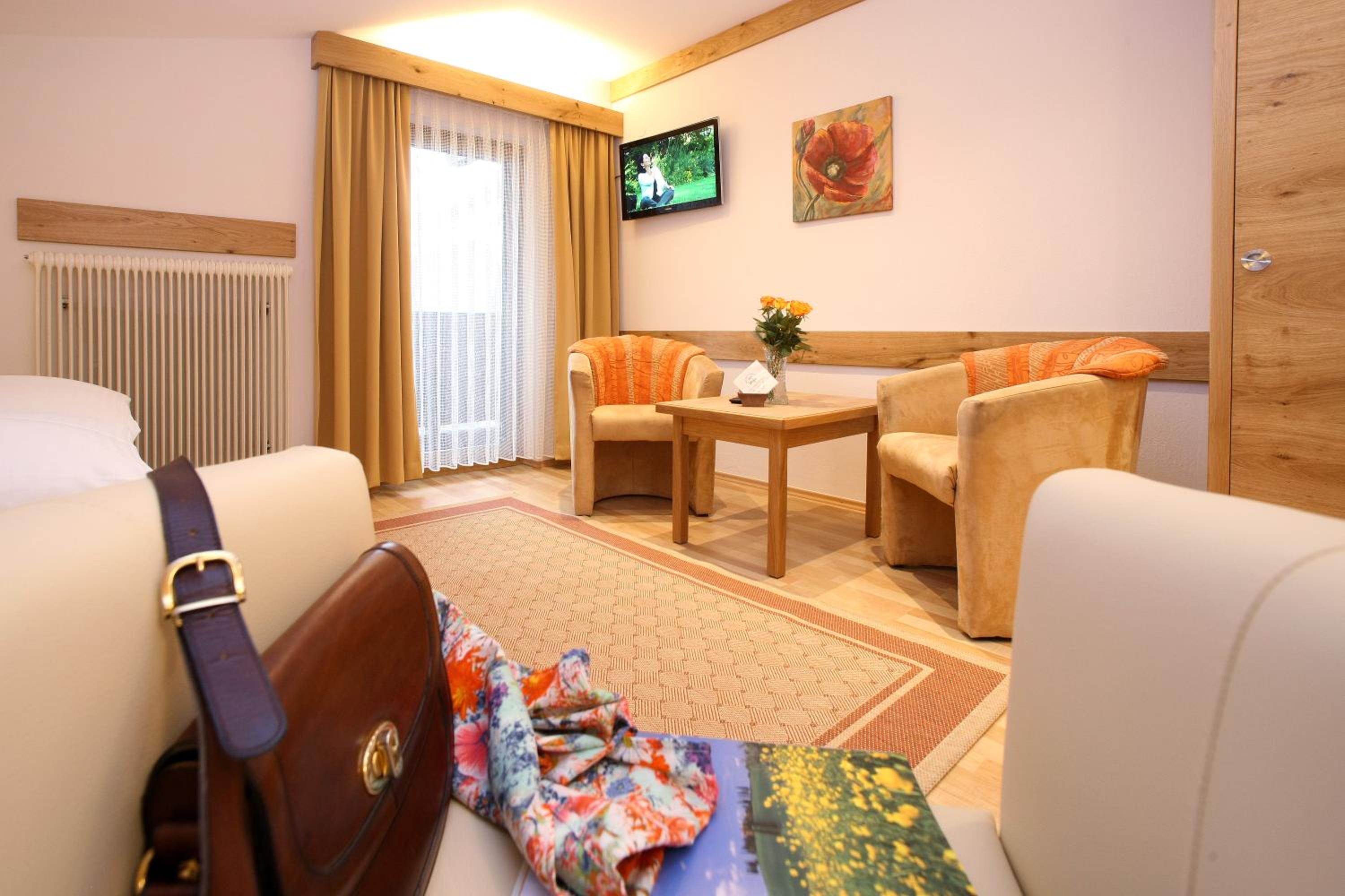 Apartment (2 Adults) photo 2