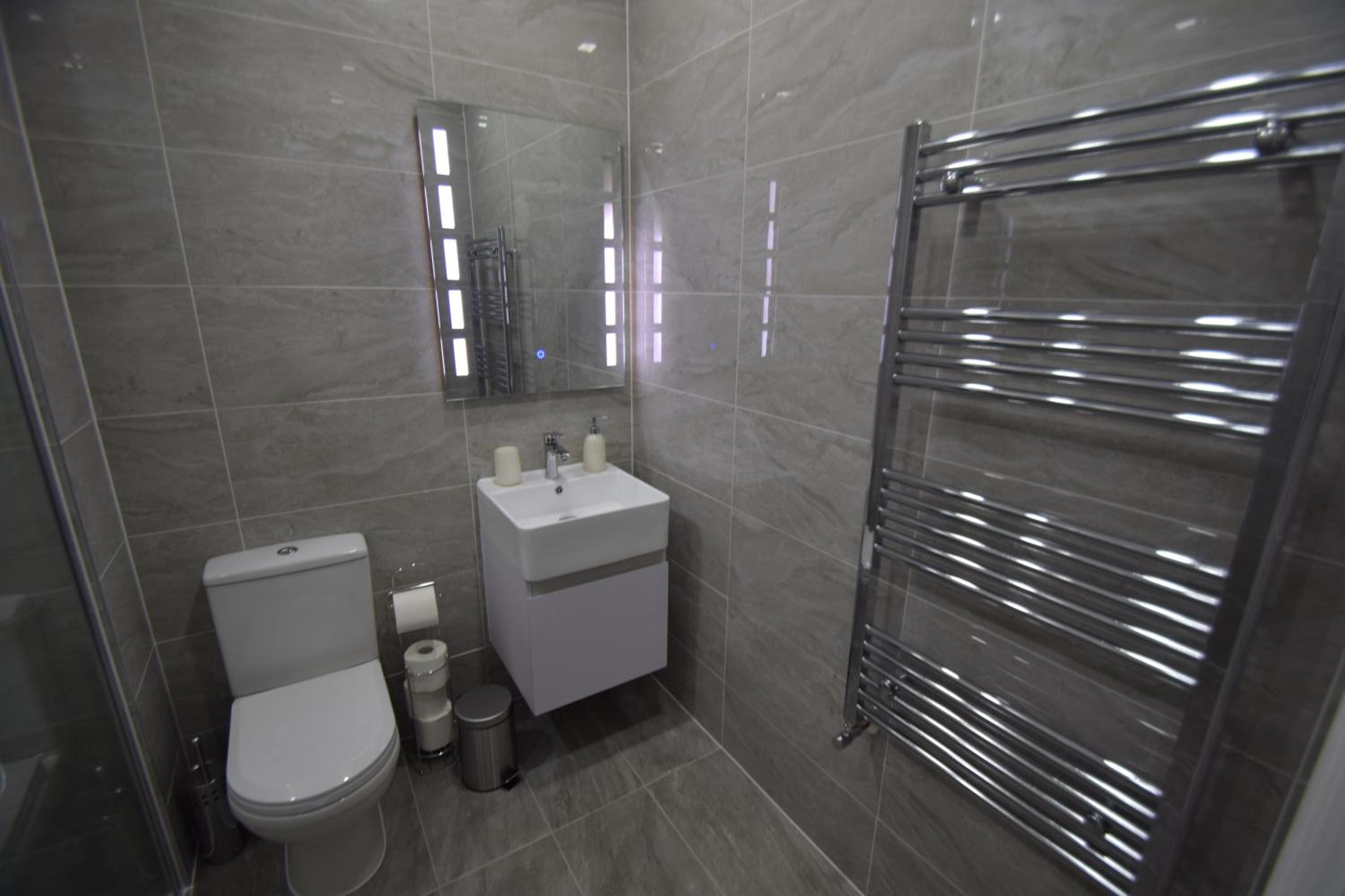 Deluxe Apartment