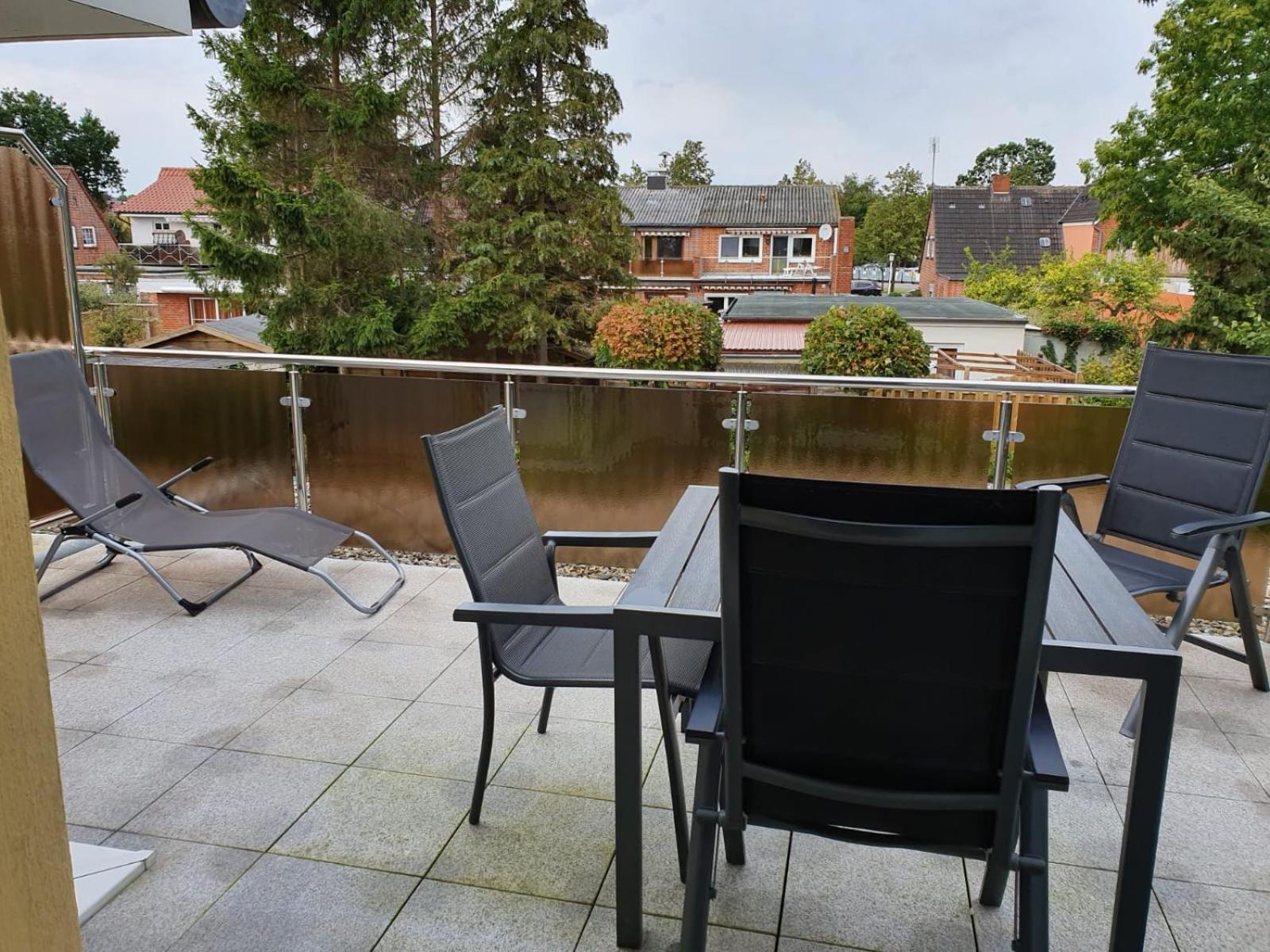 Apartment with Garden View photo 3