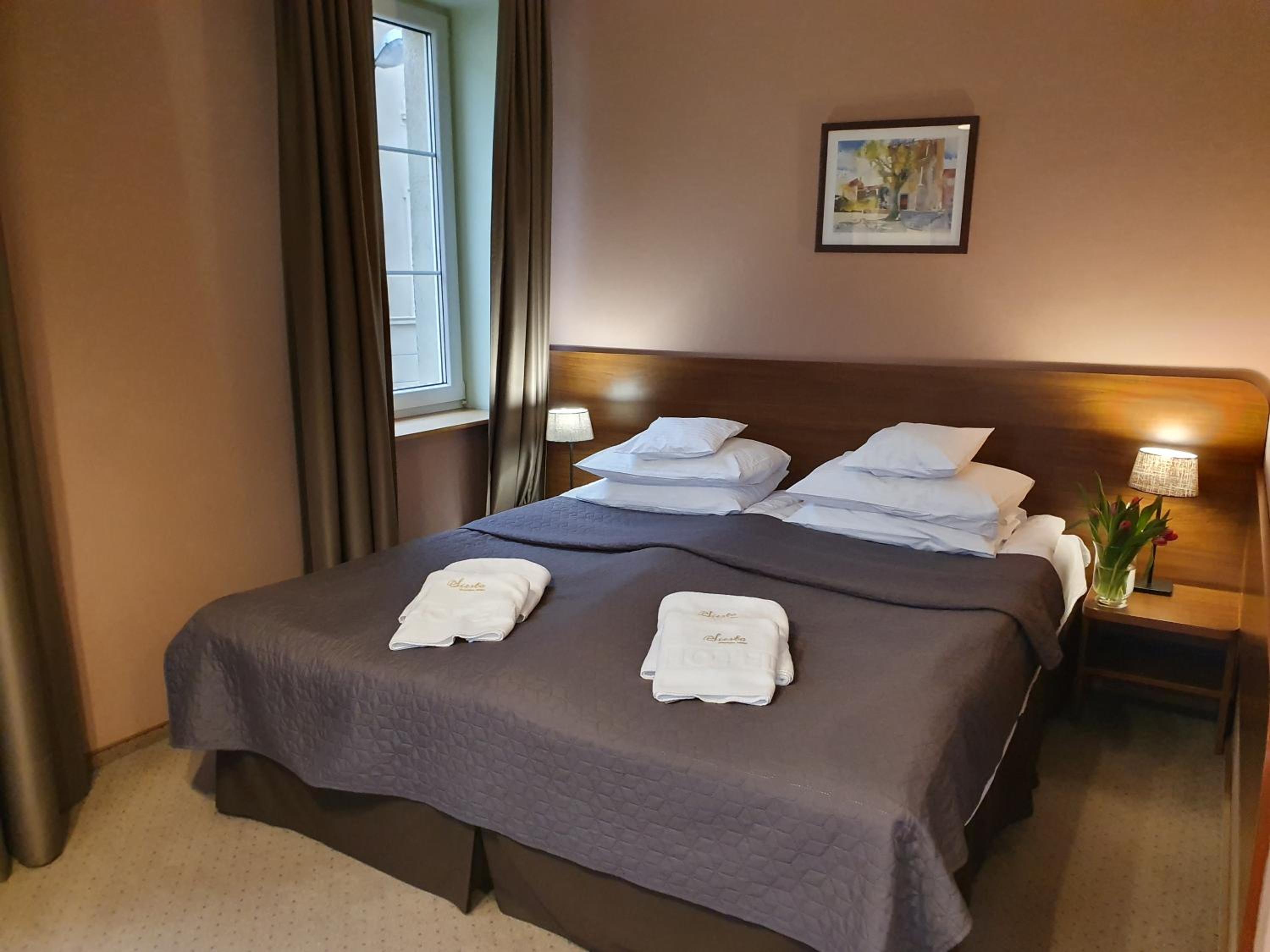 Double Room - Photo 4