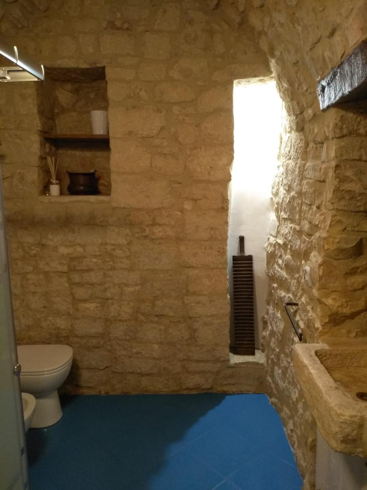 Deluxe Double Room - Photo 2