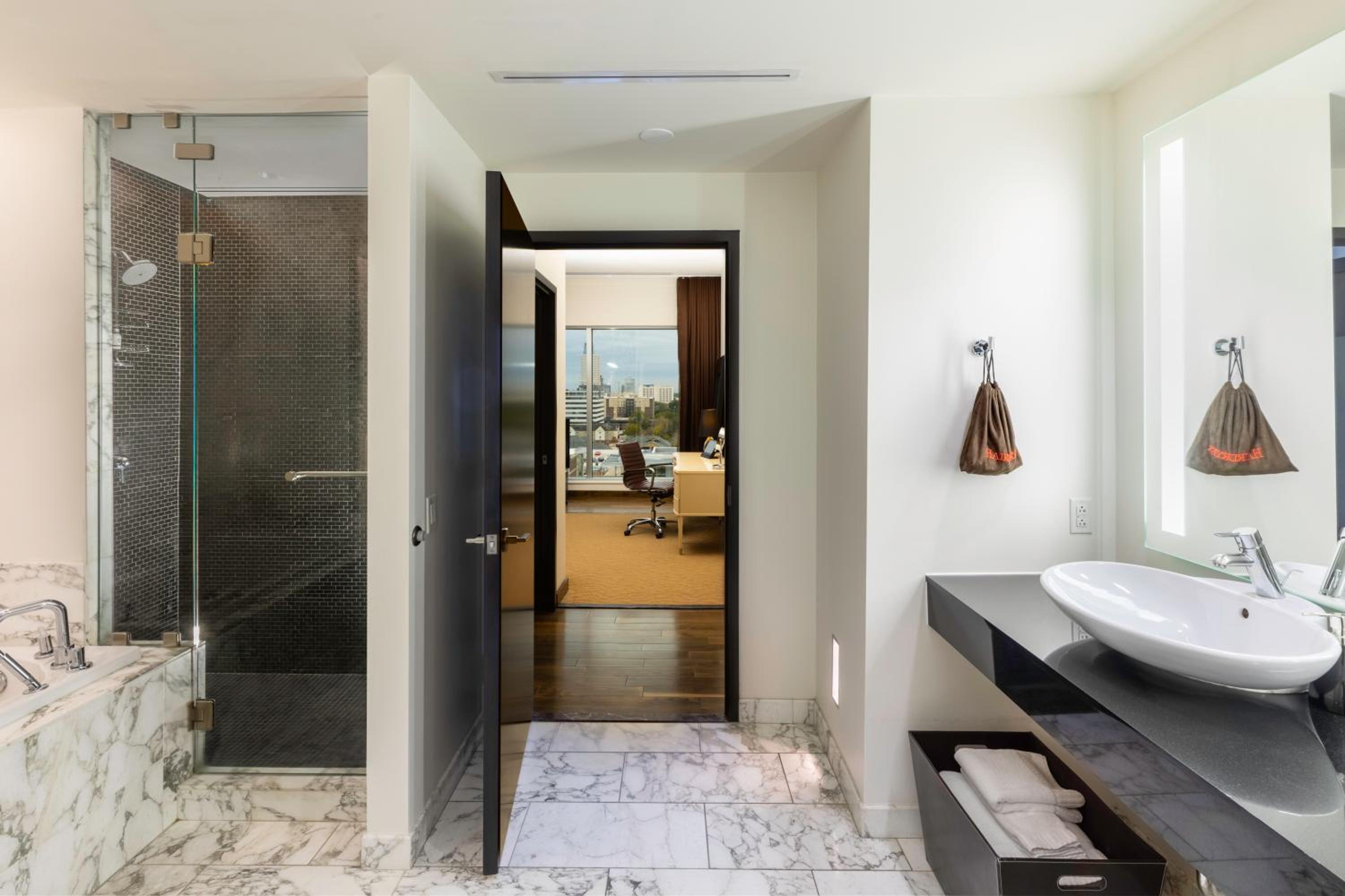 Presidential Suite photo 2