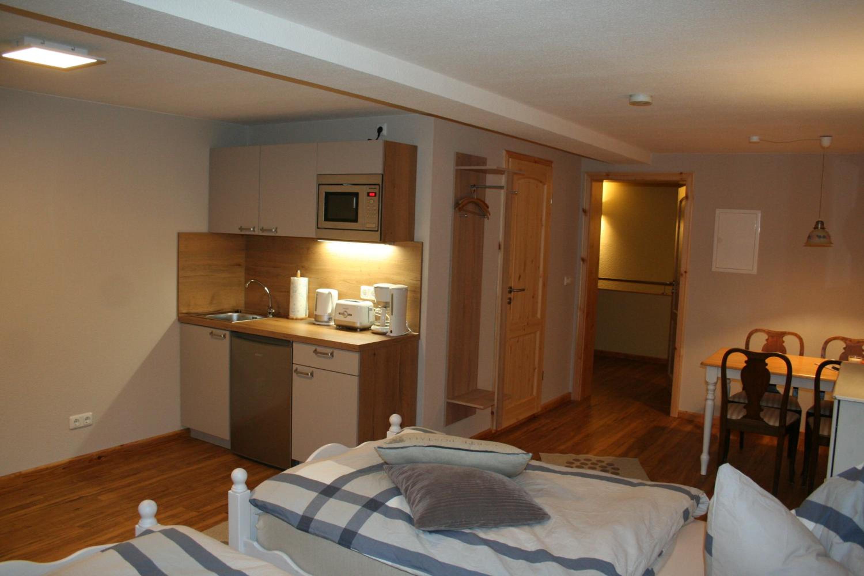 Large Twin Room photo 2