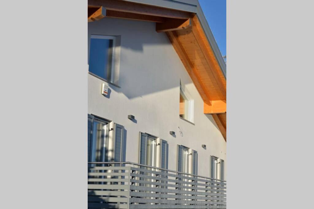 Superior Double or Twin Room with Lake View photo 3