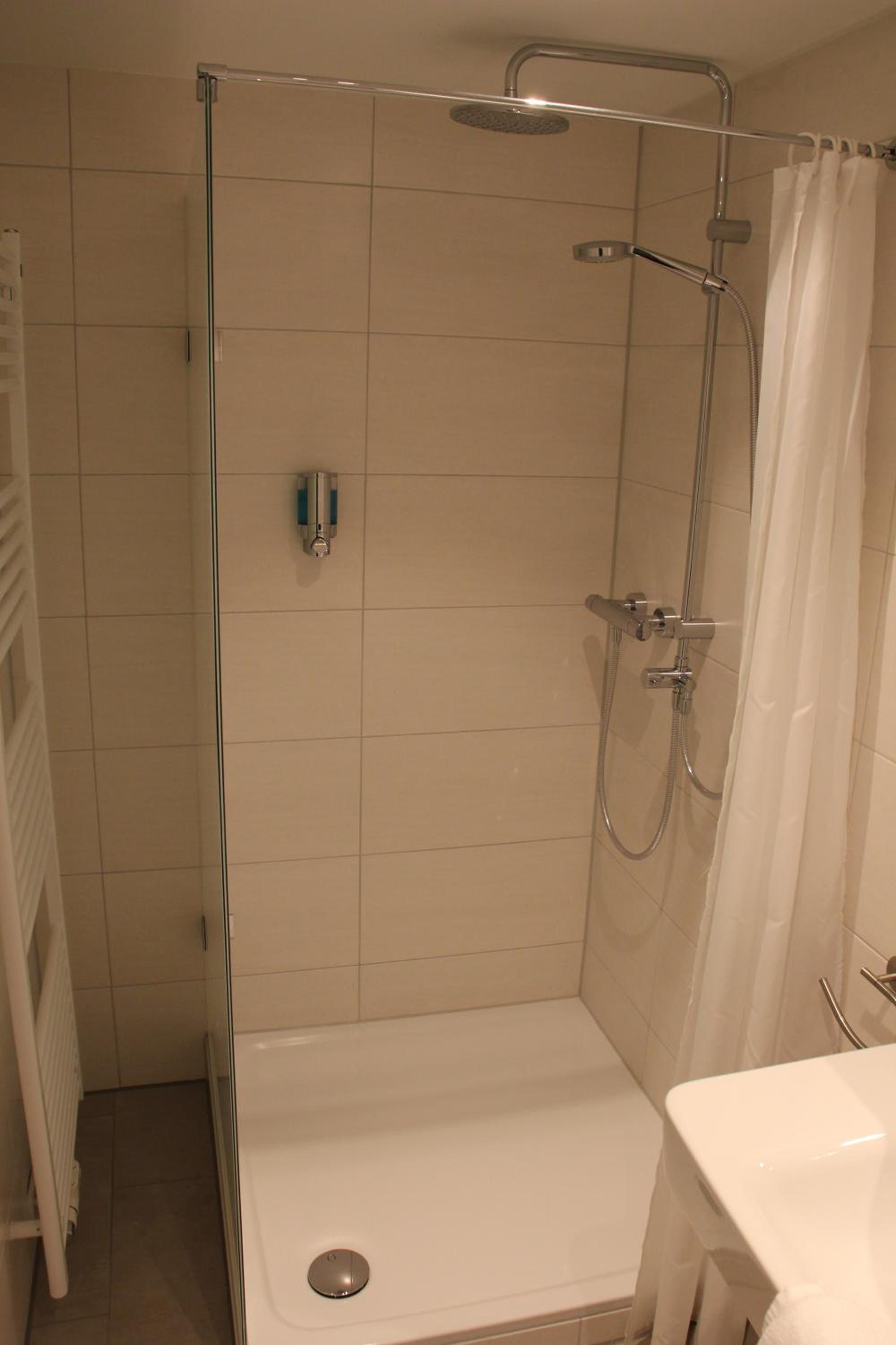 Double Room - Photo 4