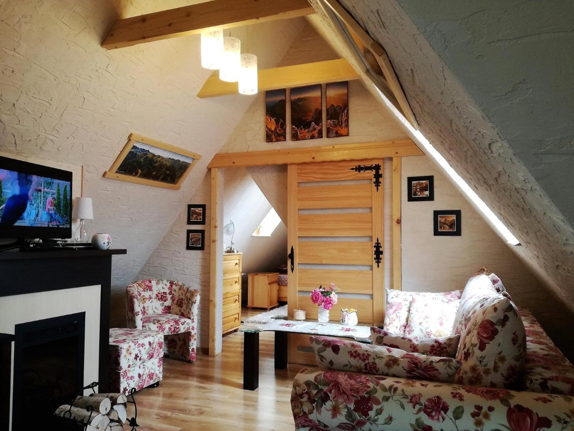 Apartment with Mountain View and Two Balconies - Split Level  photo 1
