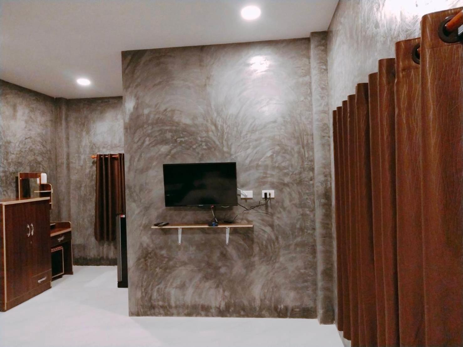 Deluxe Twin Room - Photo 6