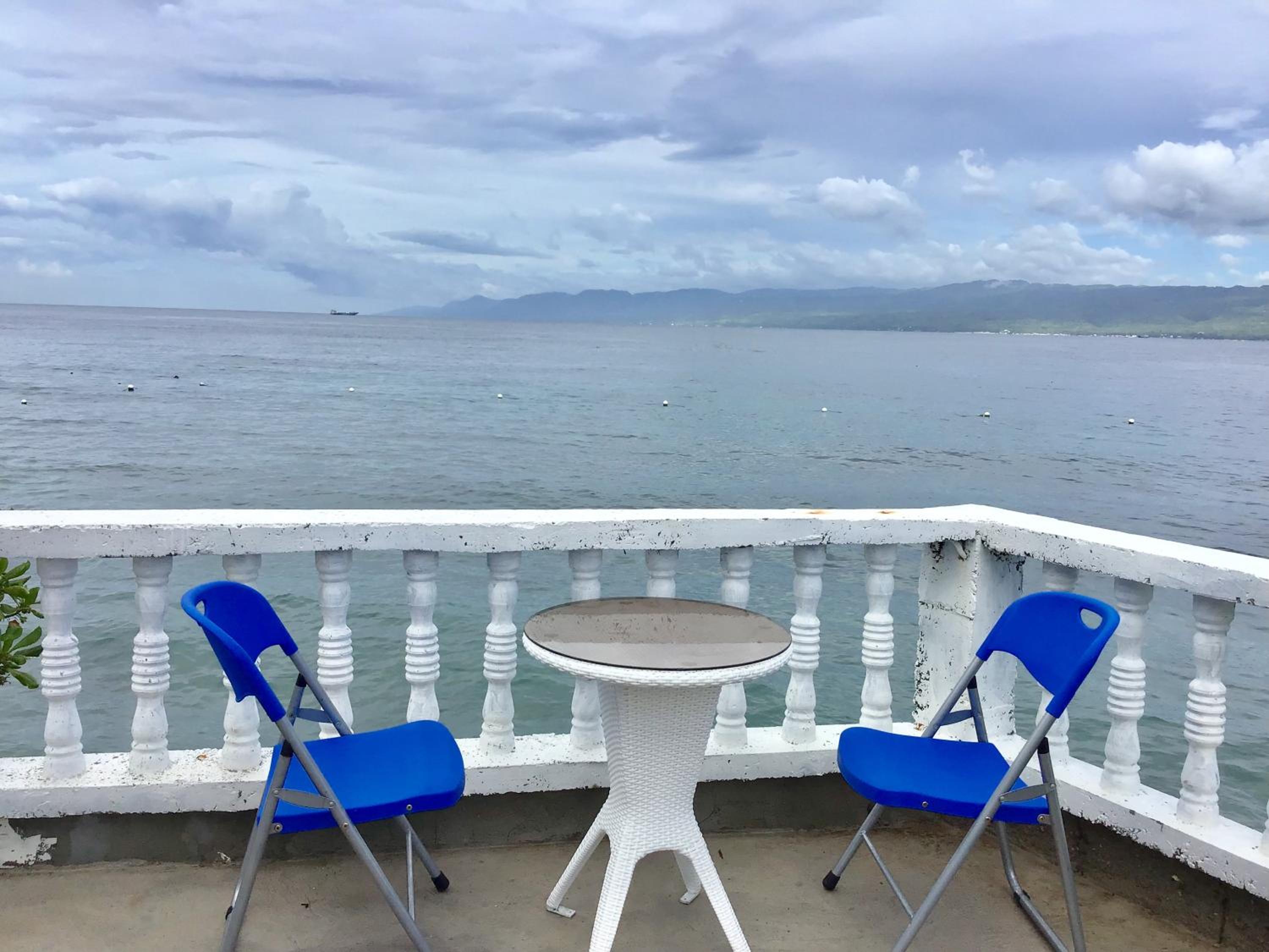 Queen Room with Sea View - Photo 23