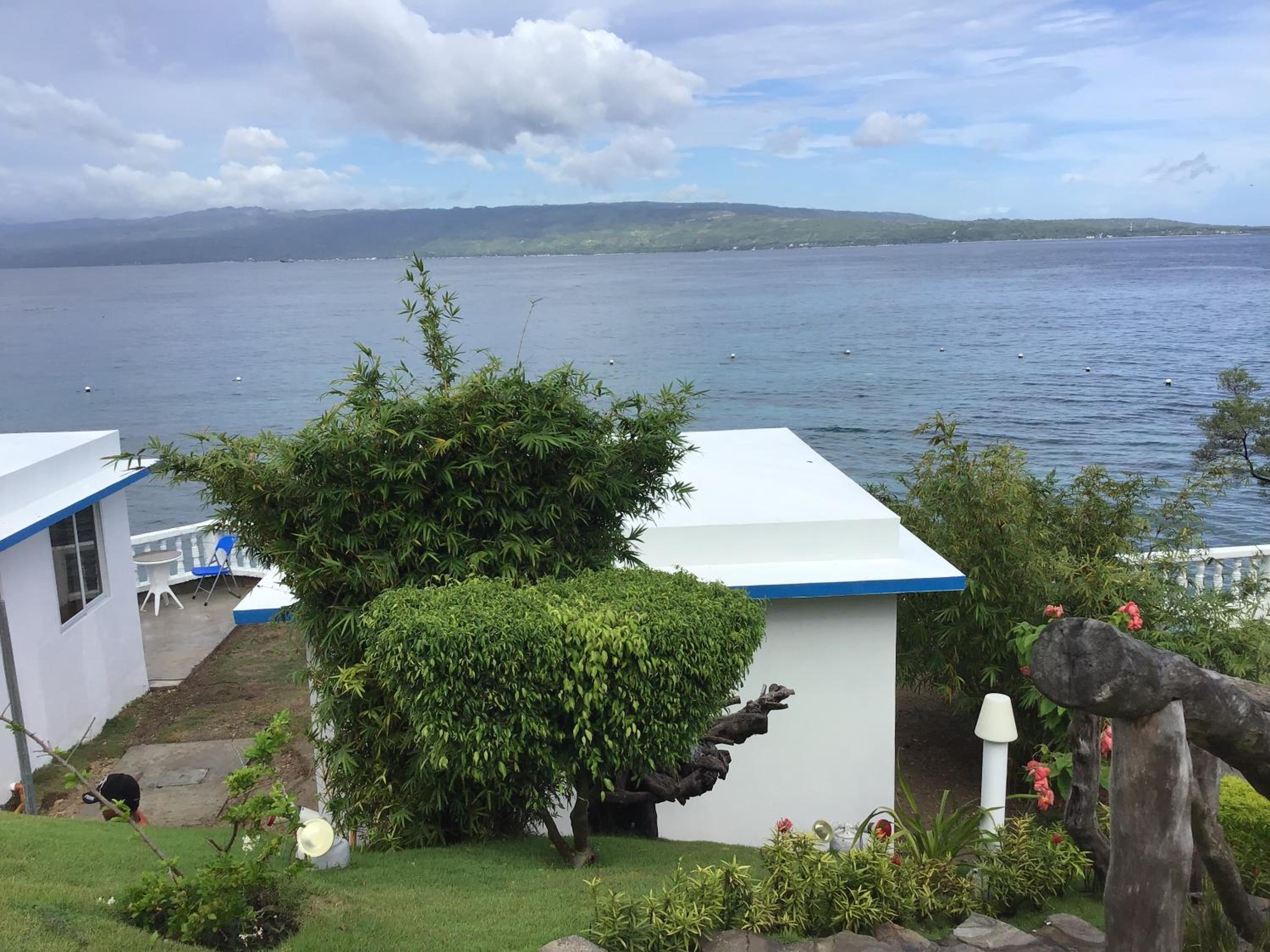 Queen Room with Sea View - Photo 14