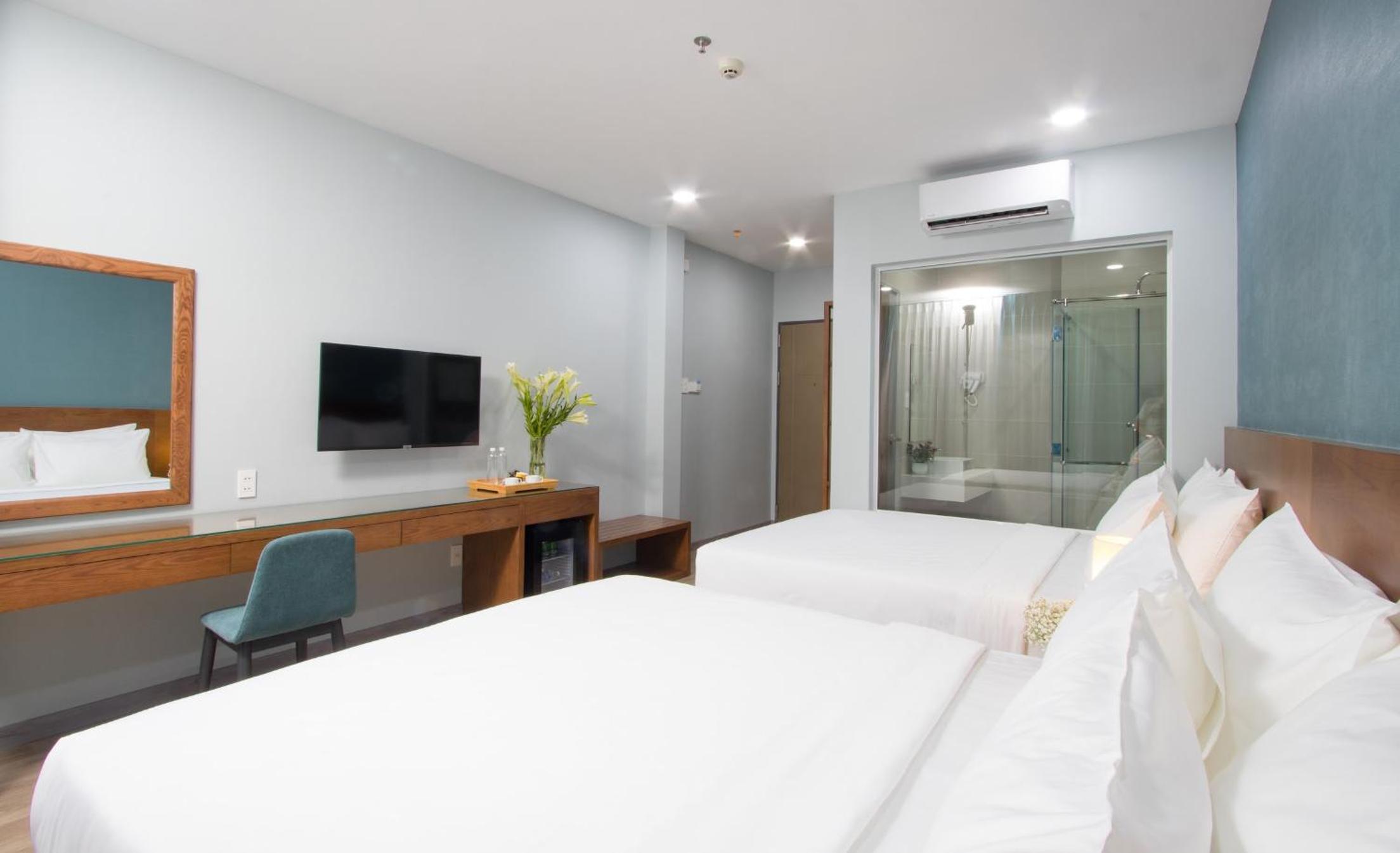 Deluxe Queen Room with Two Queen Beds