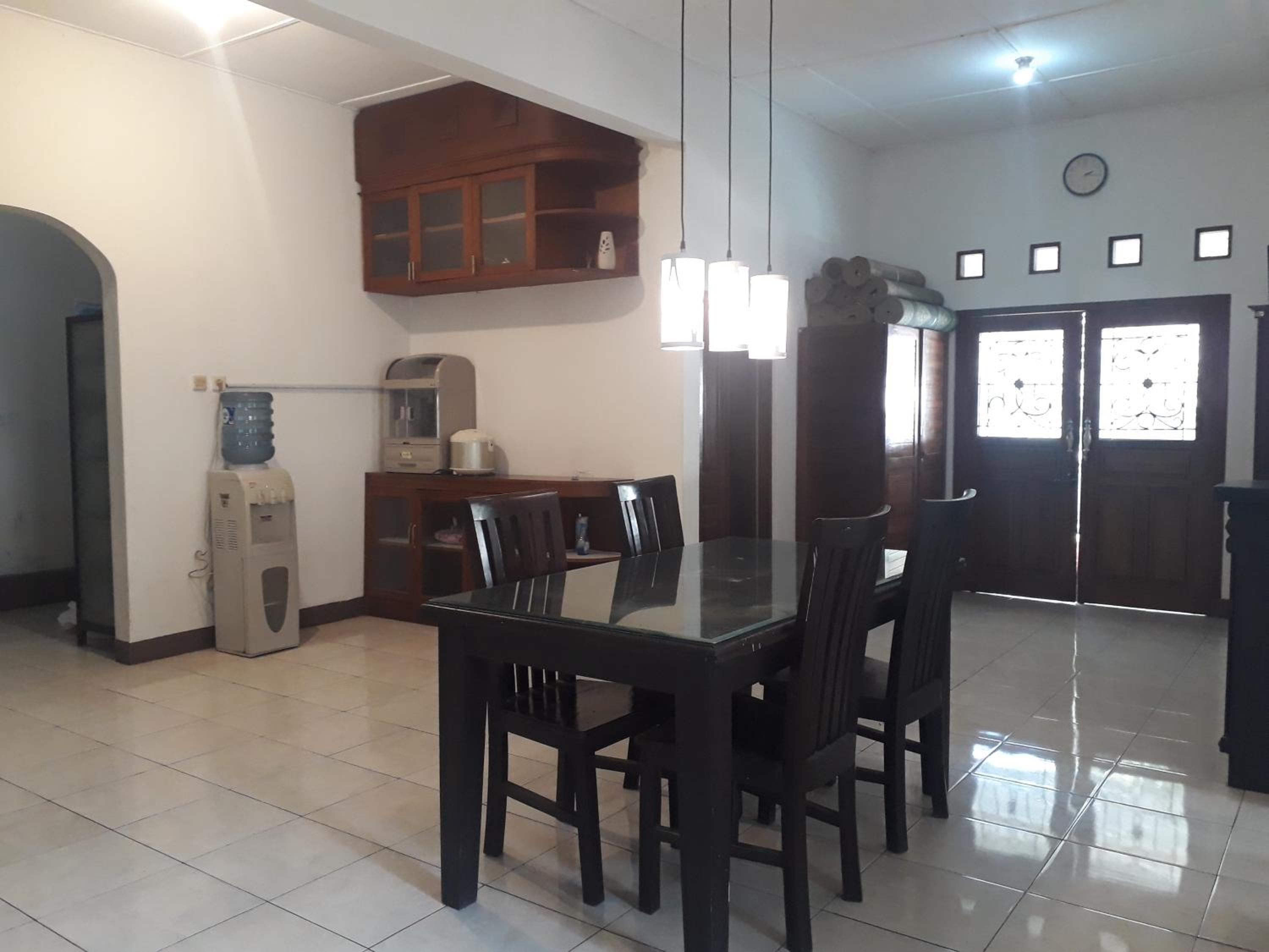 Four-Bedroom House - Photo 13