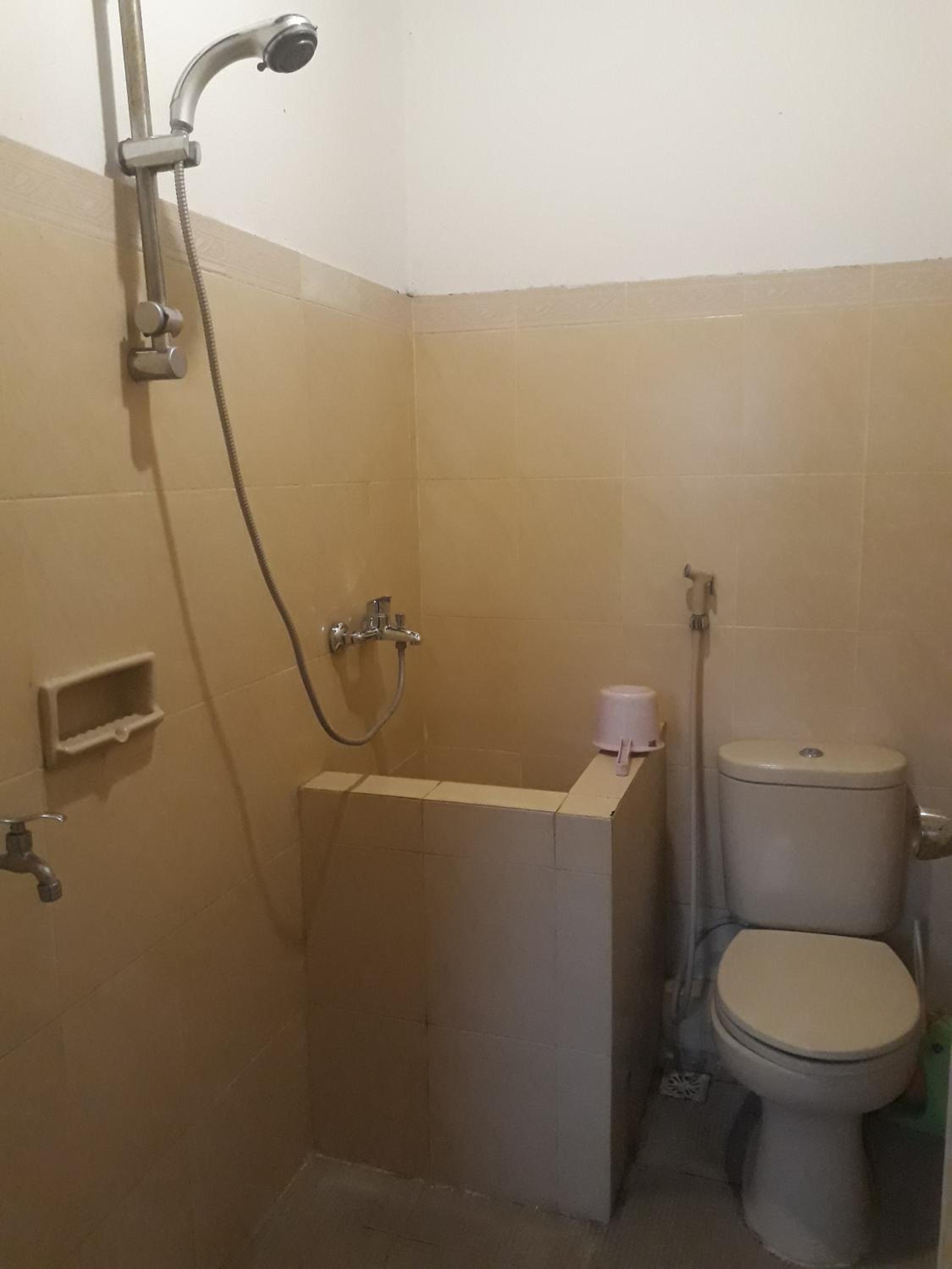 Four-Bedroom House - Photo 14