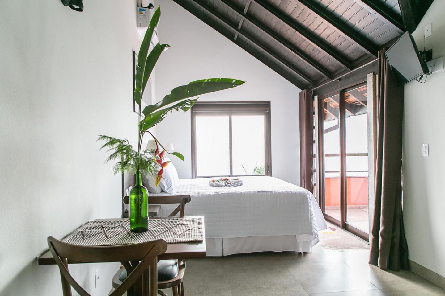 Deluxe Suite with Sea View