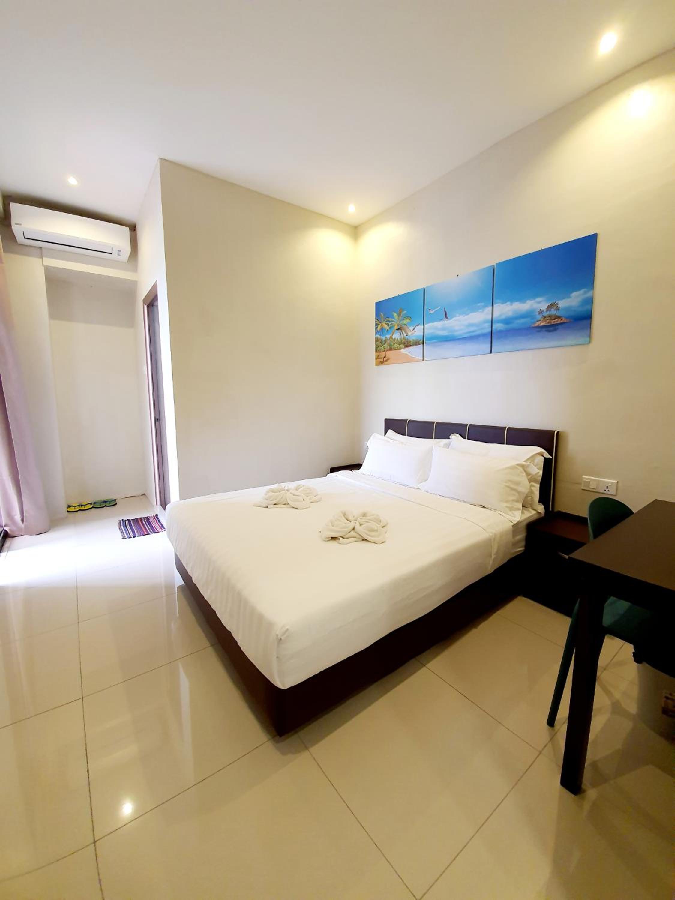 Deluxe Double Room photo 3