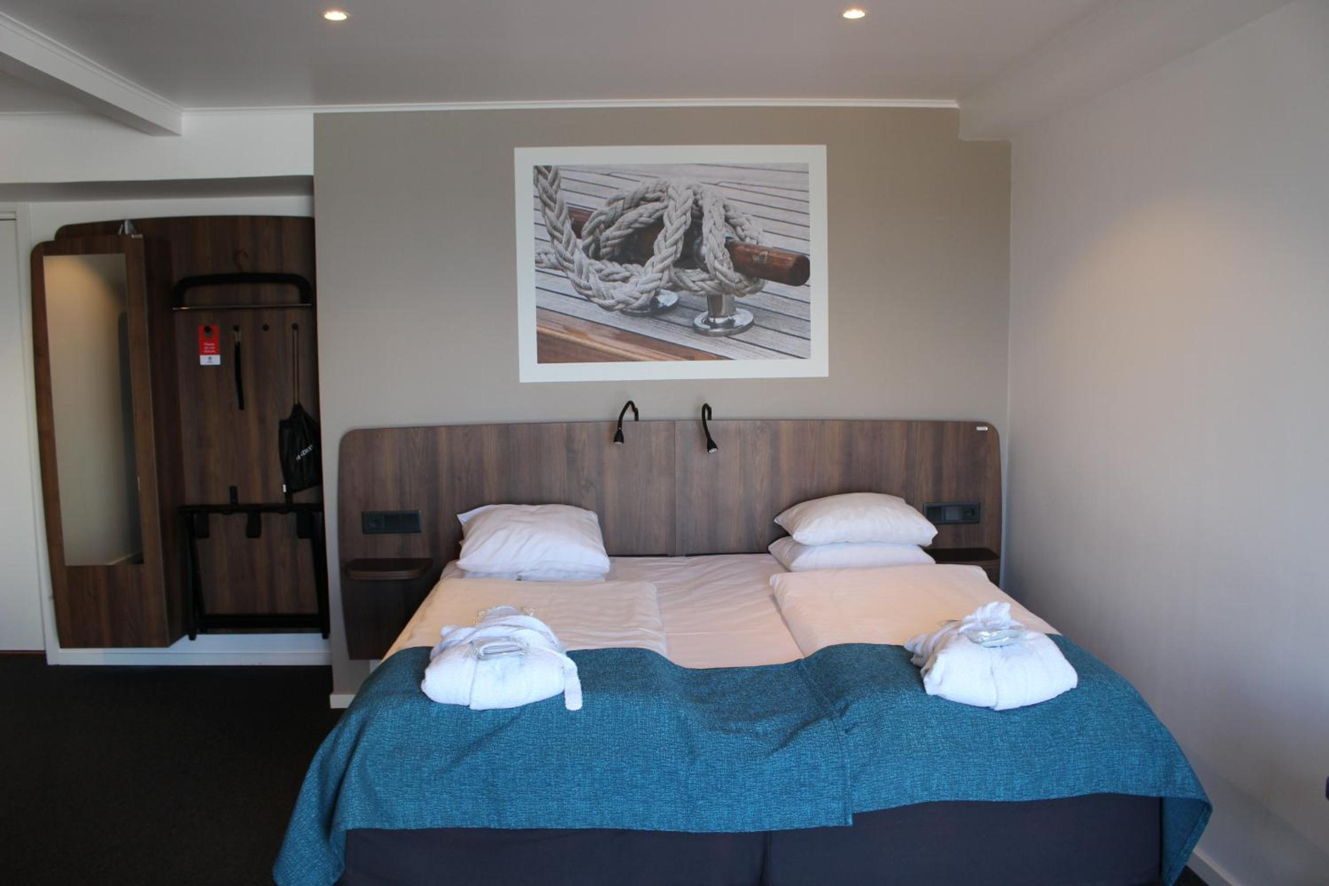 King Suite with Sea View - Photo 8