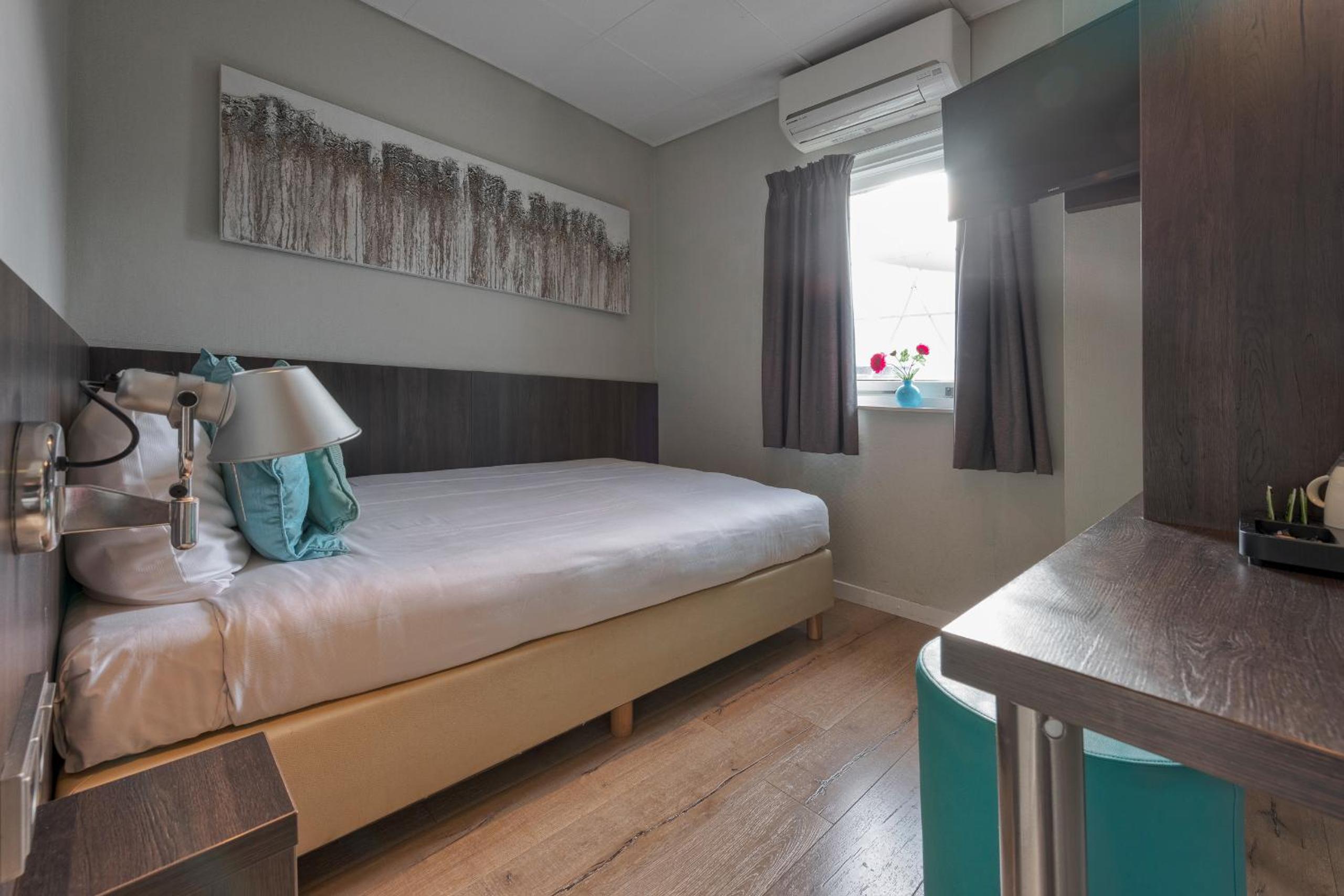 Economy Double Room photo 3