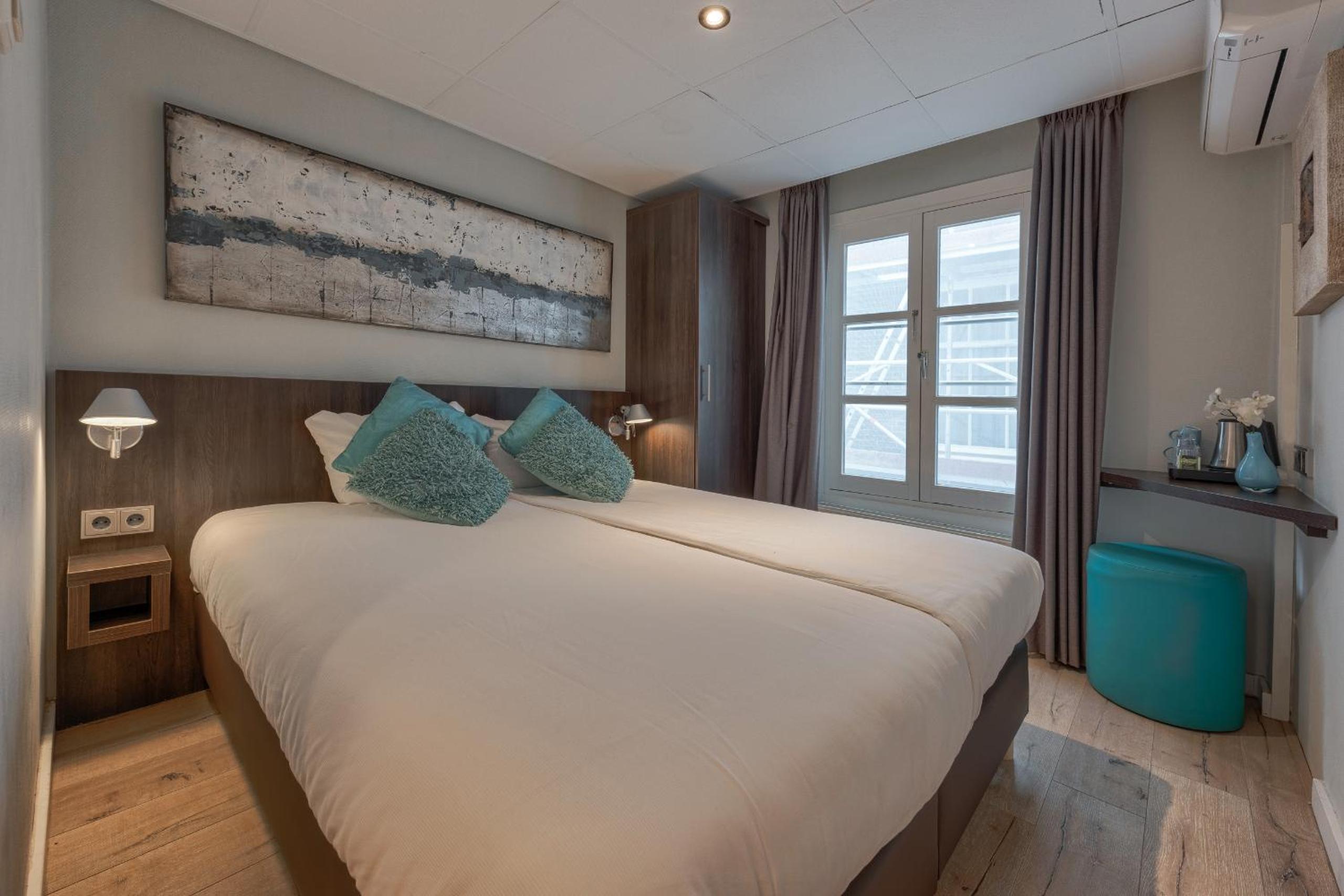 Economy Double Room photo 2
