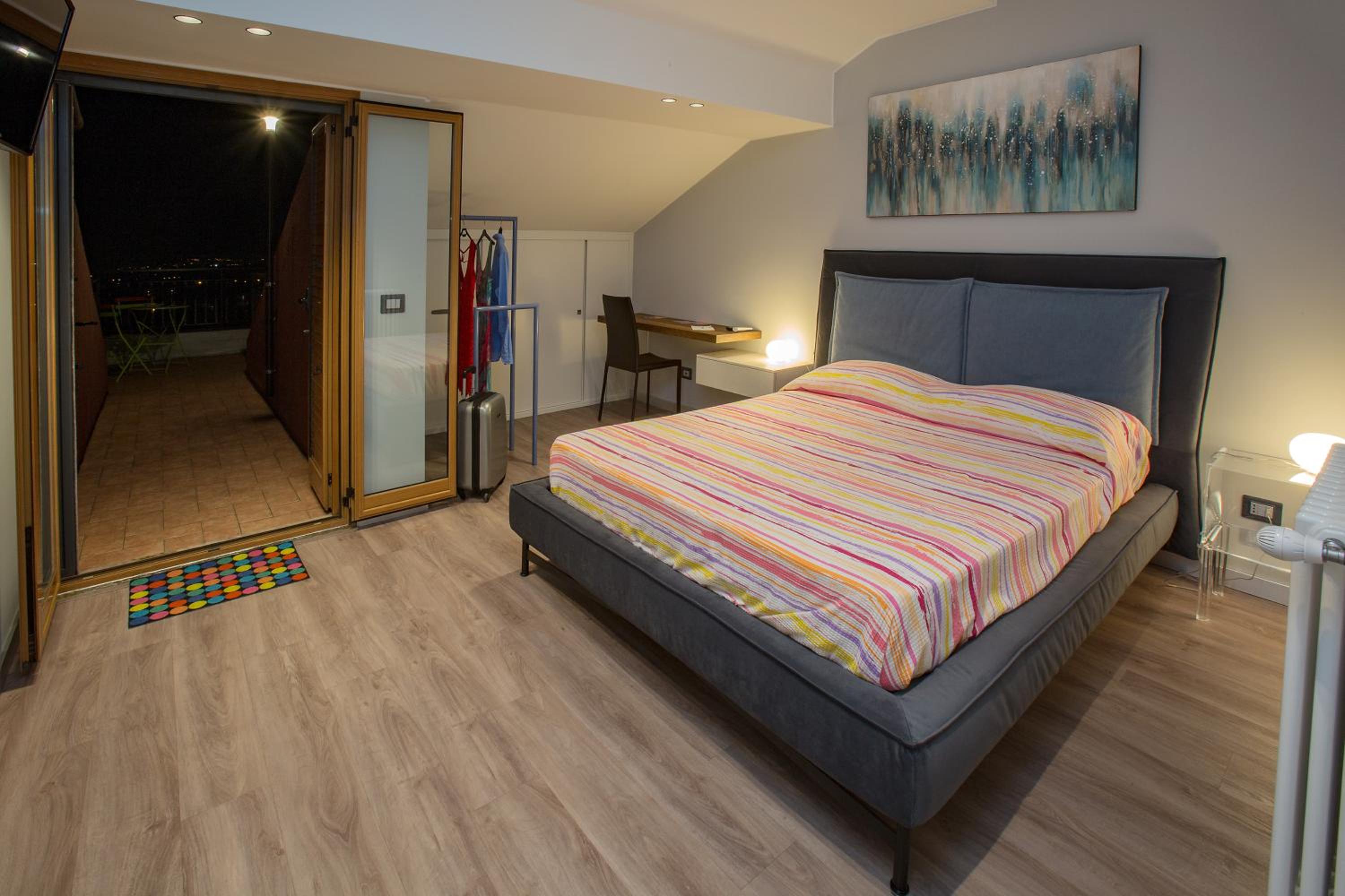 Double Room with Balcony and Sea View