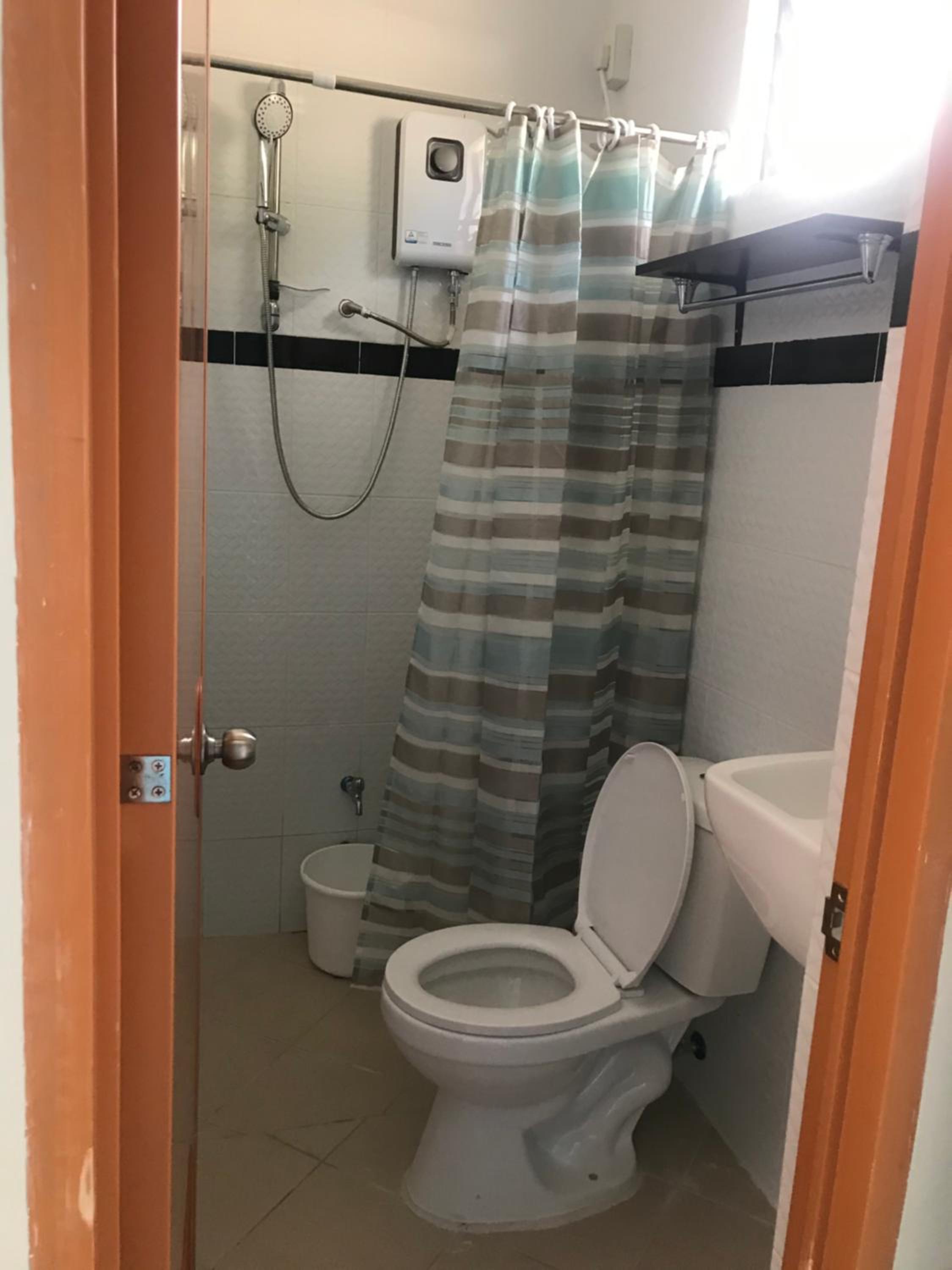 Deluxe Twin Room - Photo 12