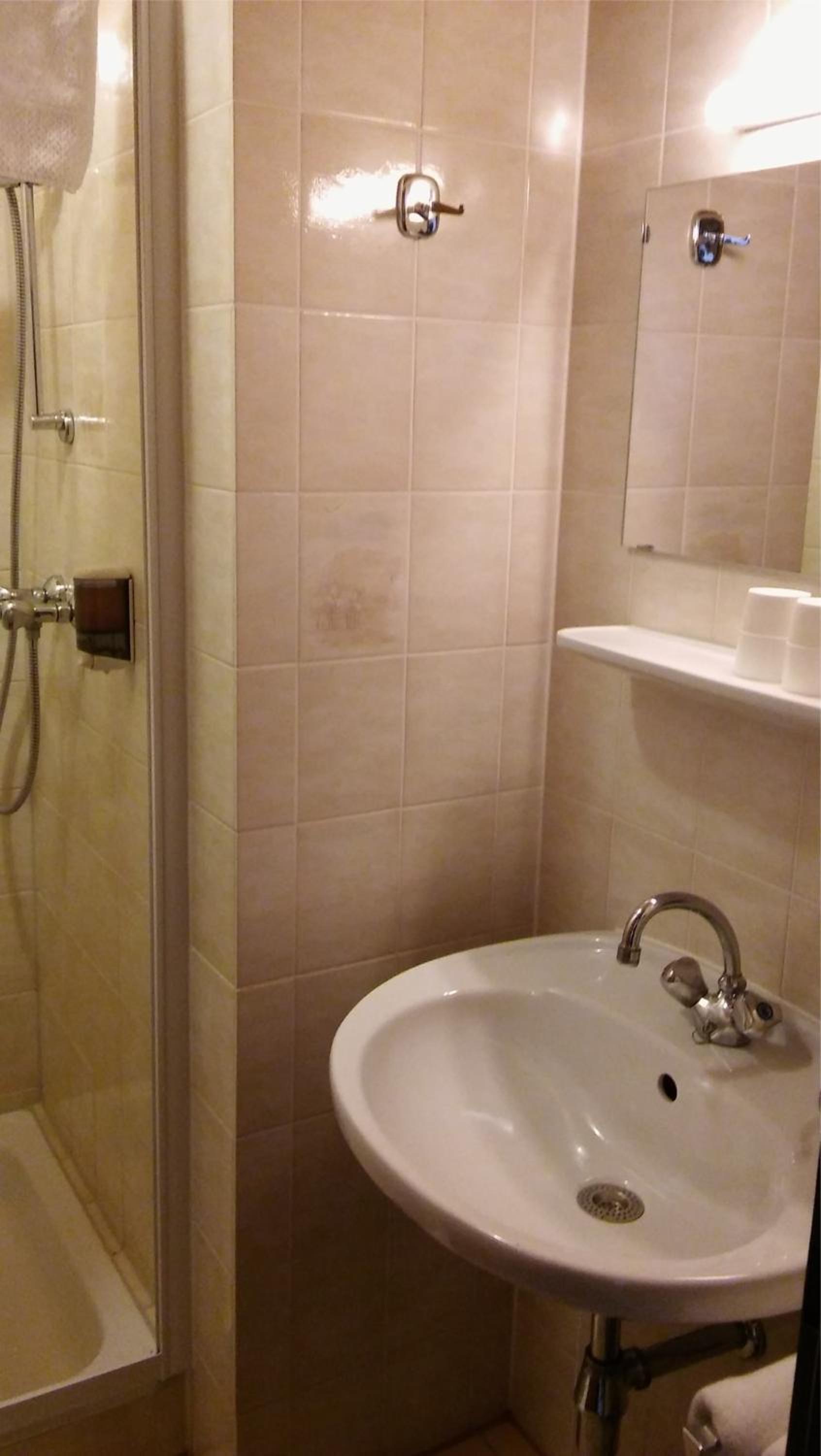 Standard Triple Room photo 2