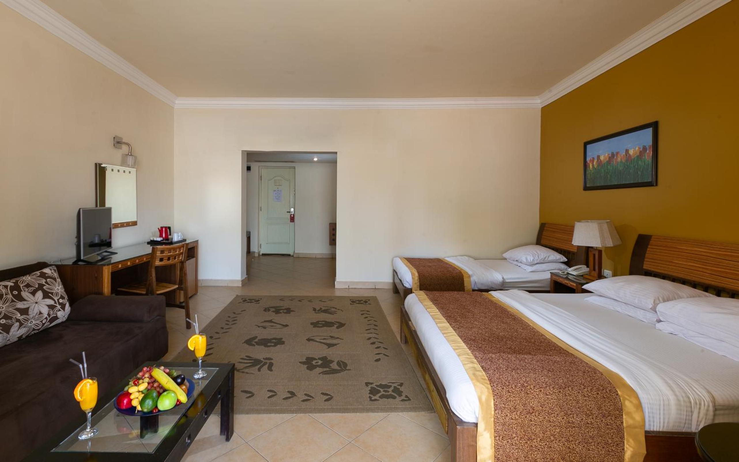 Superior Double Room (2Adults +2 Children) thumbnail 5