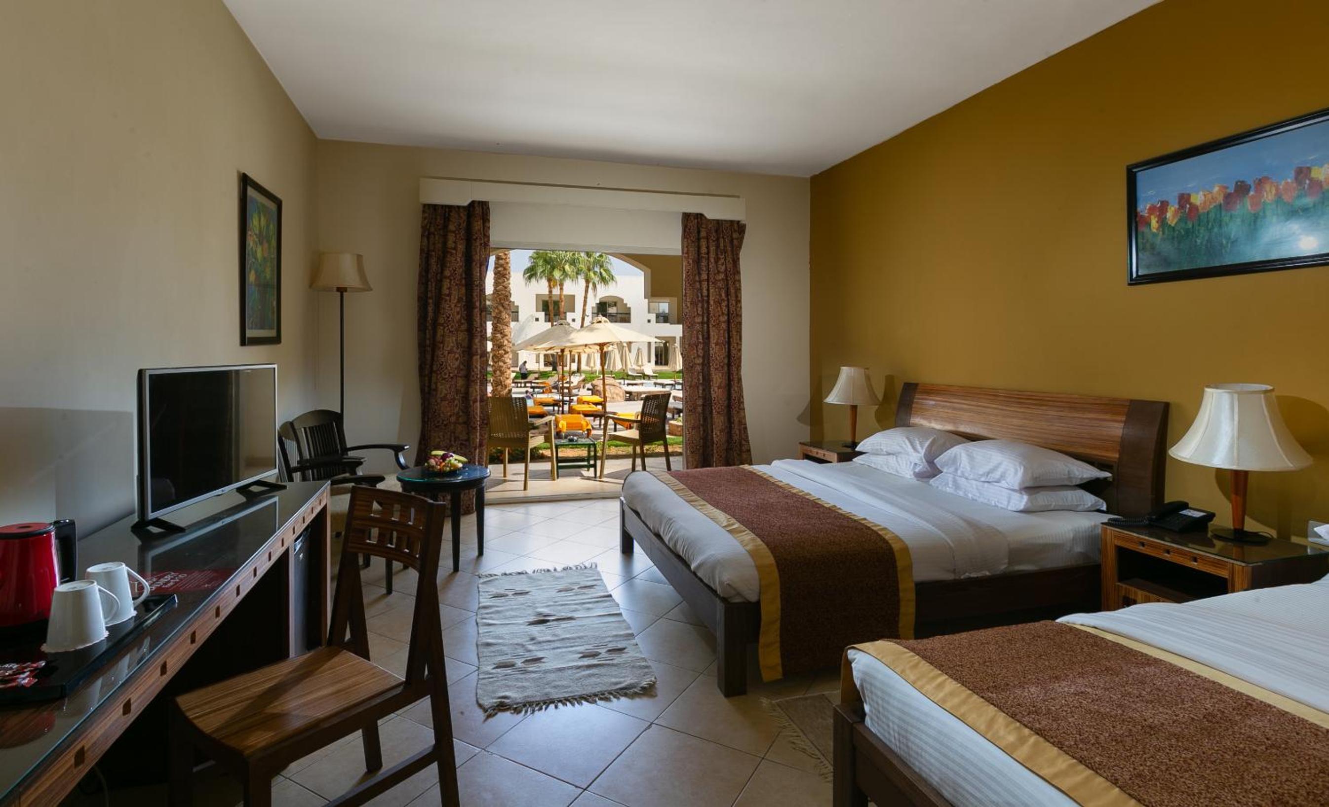 Superior Room with Pool View