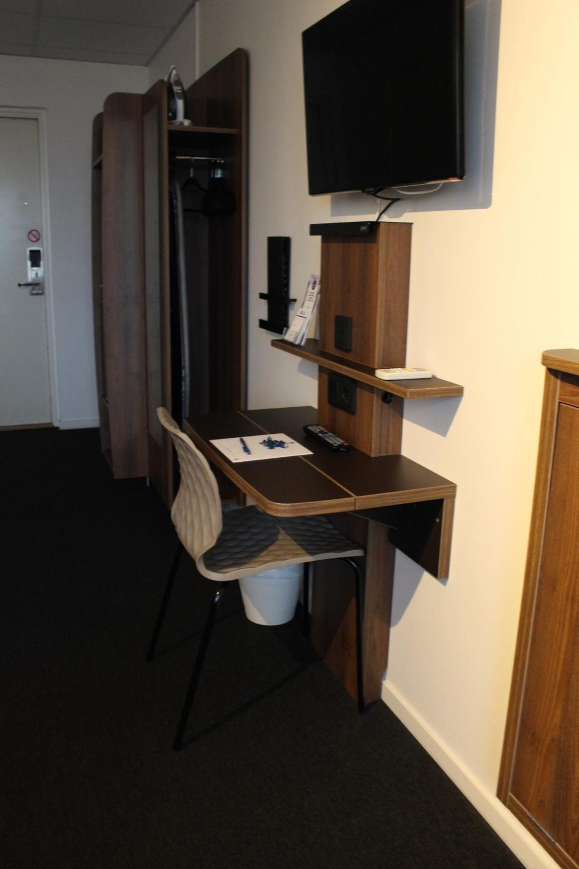 King Room with Sea View - Photo 7