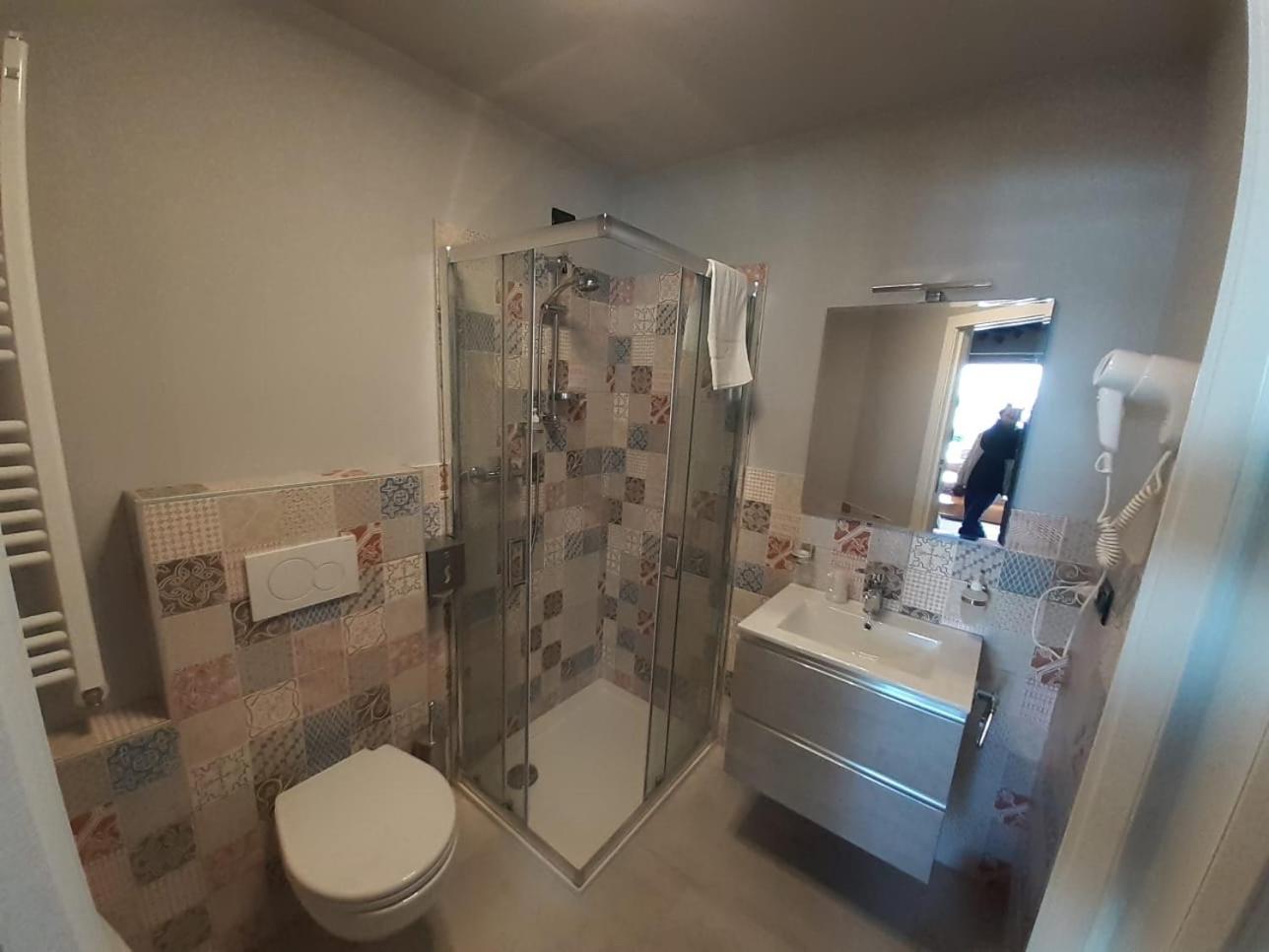 Quadruple Room - Photo 9
