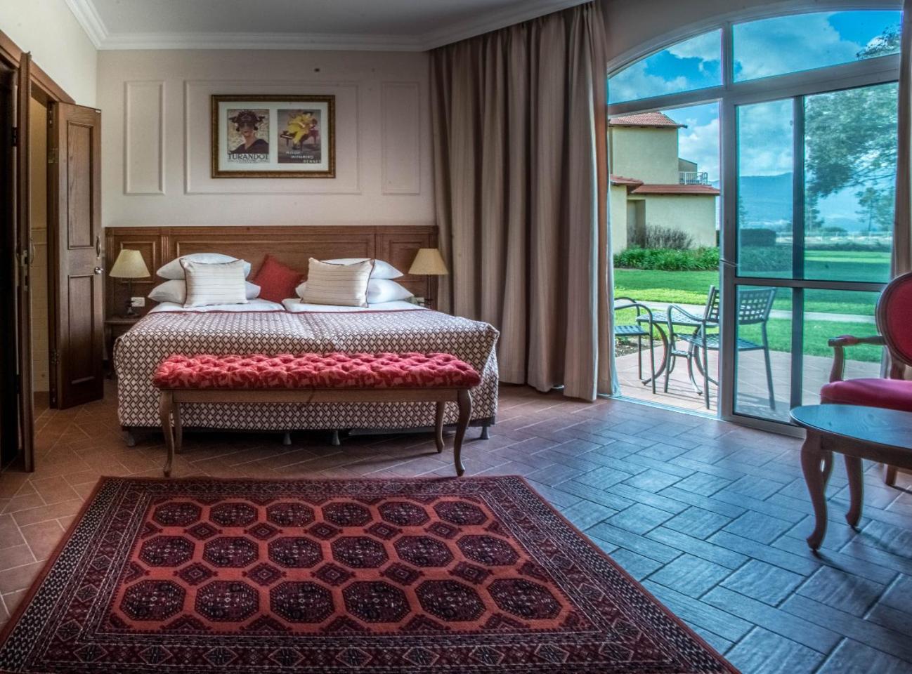 Junior Suite - Photo 1