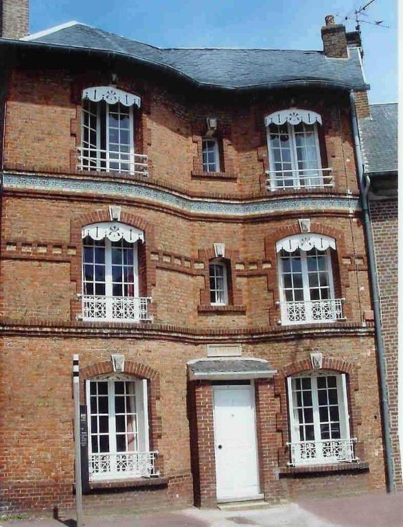 Four-Bedroom Holiday Home