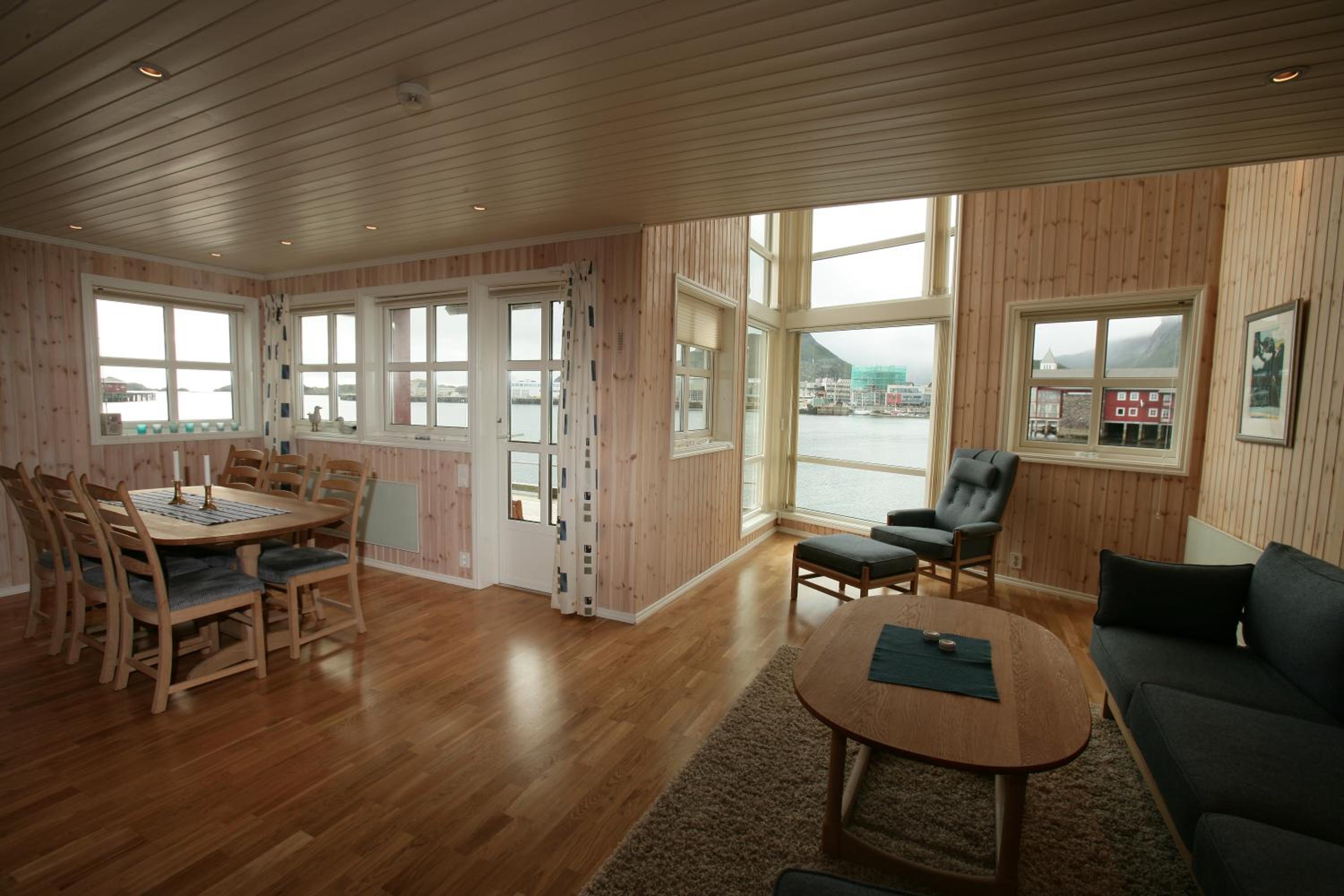 Superior Cabin with Sauna - Photo 12