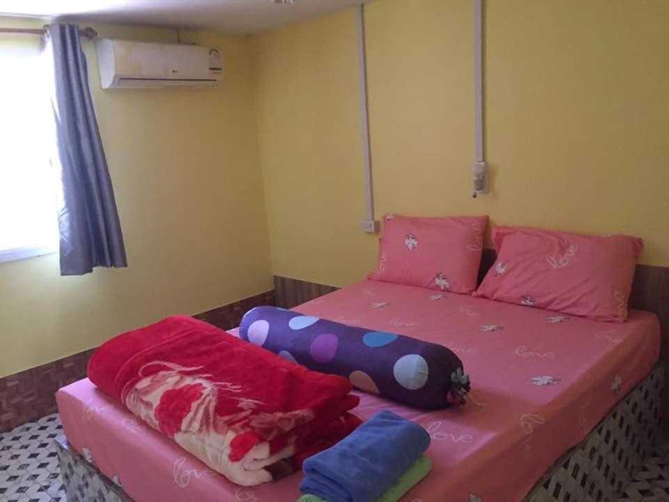 Standard Double Room - Photo 3