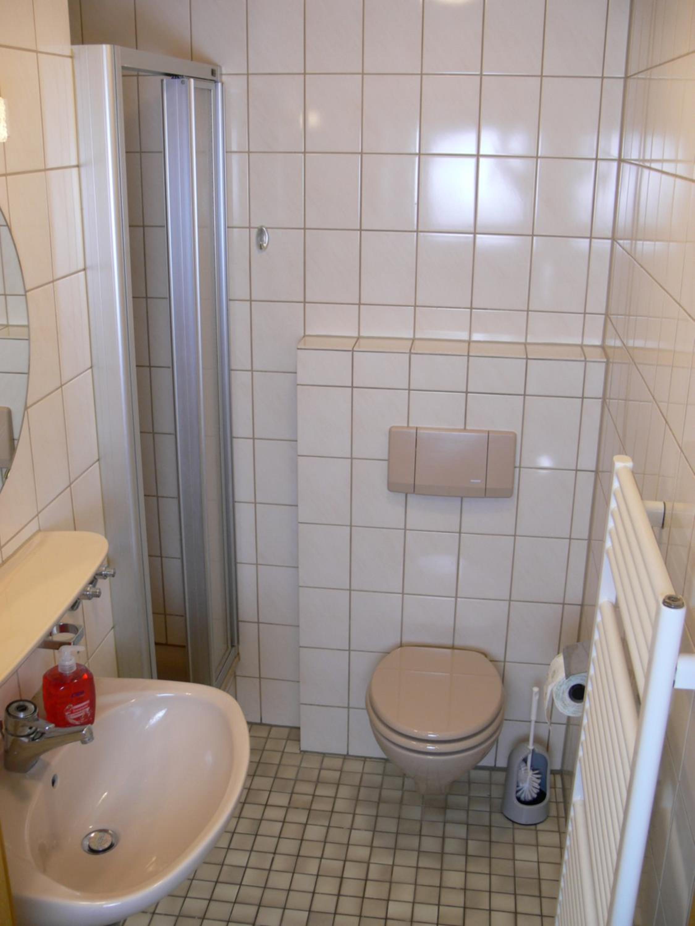 Single Room with Shower photo 3