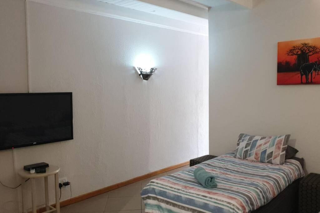 Two-Bedroom Apartment photo 2