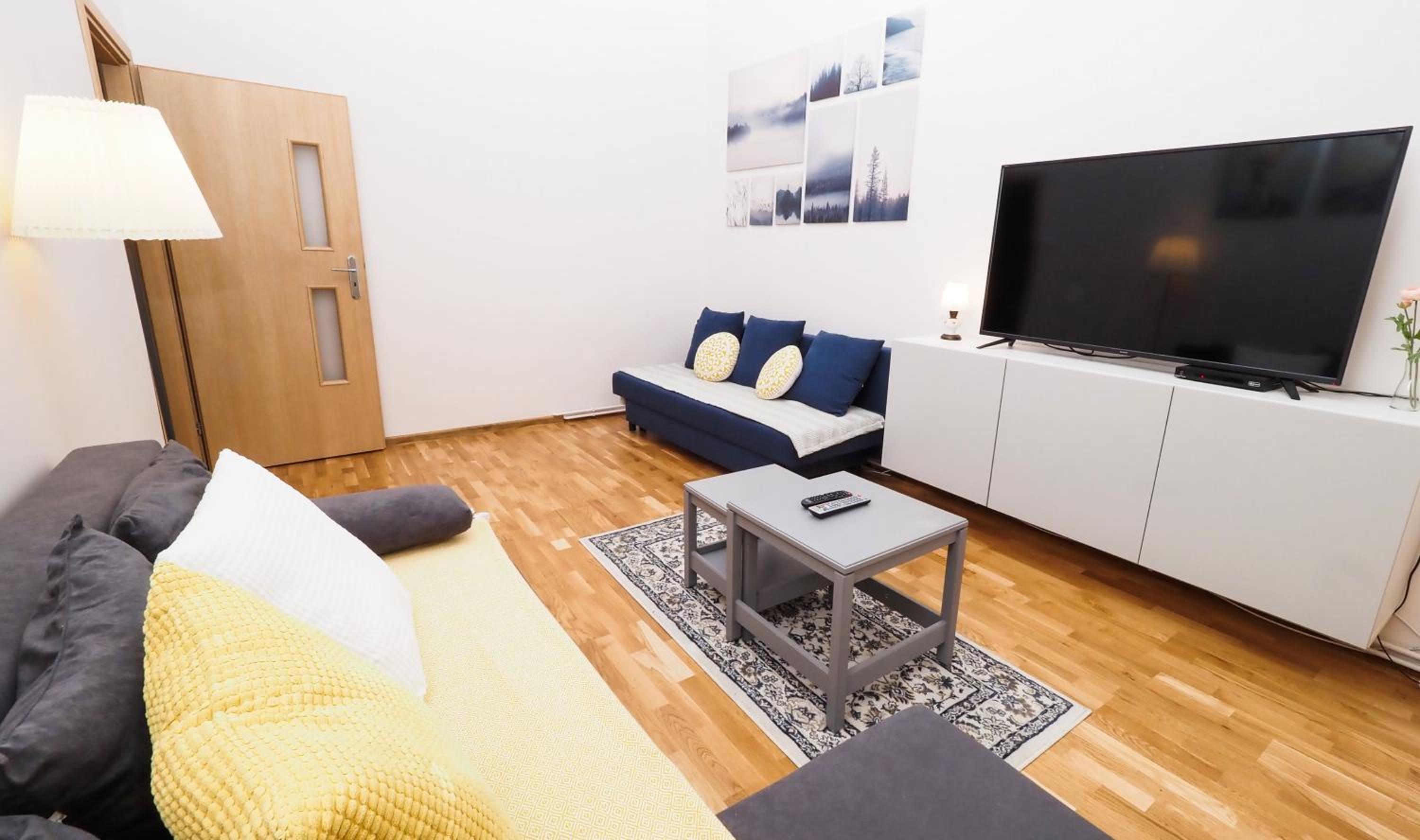 Apartment with Sauna - Photo 4
