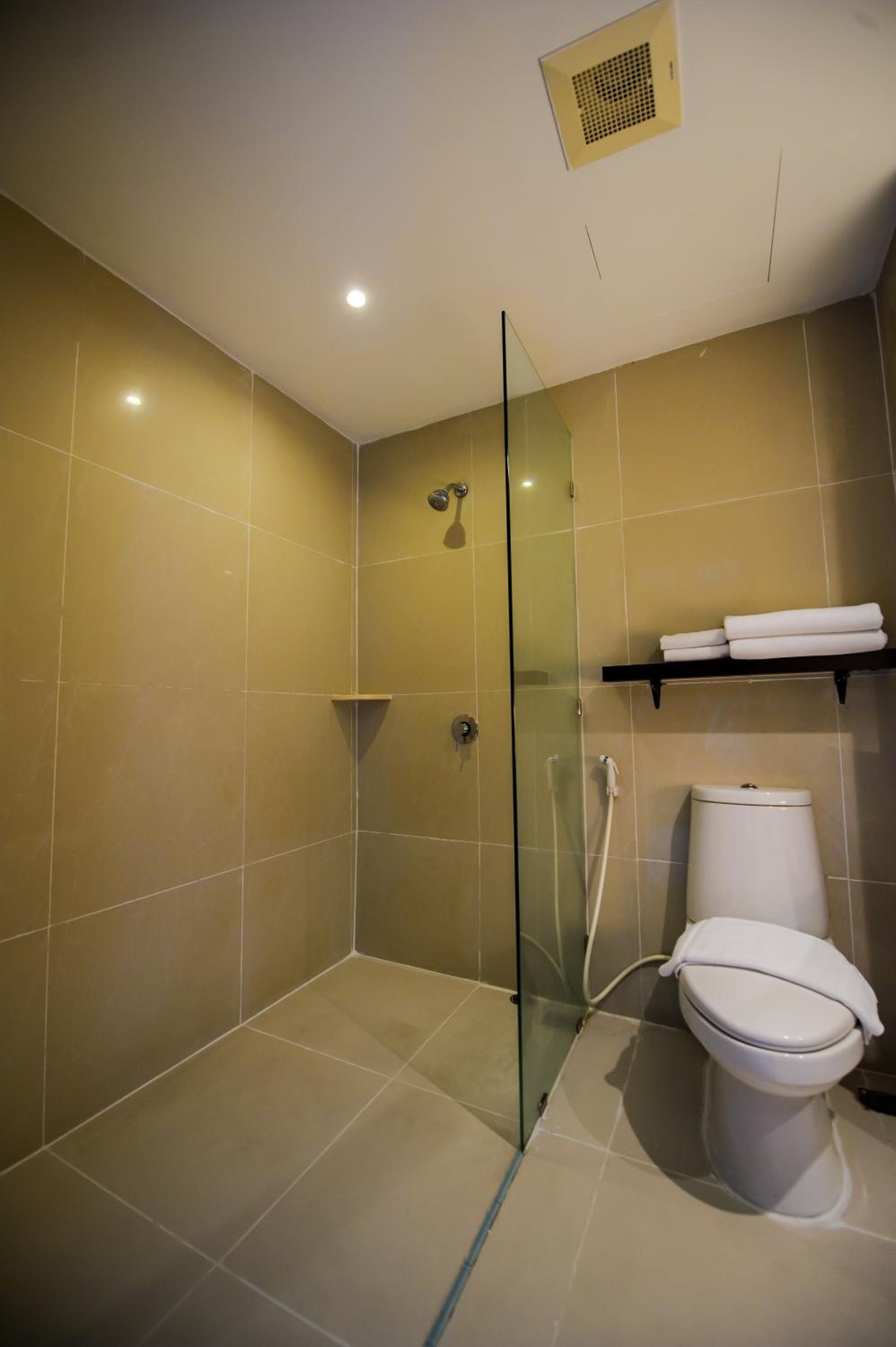 Deluxe King Room with Sea View