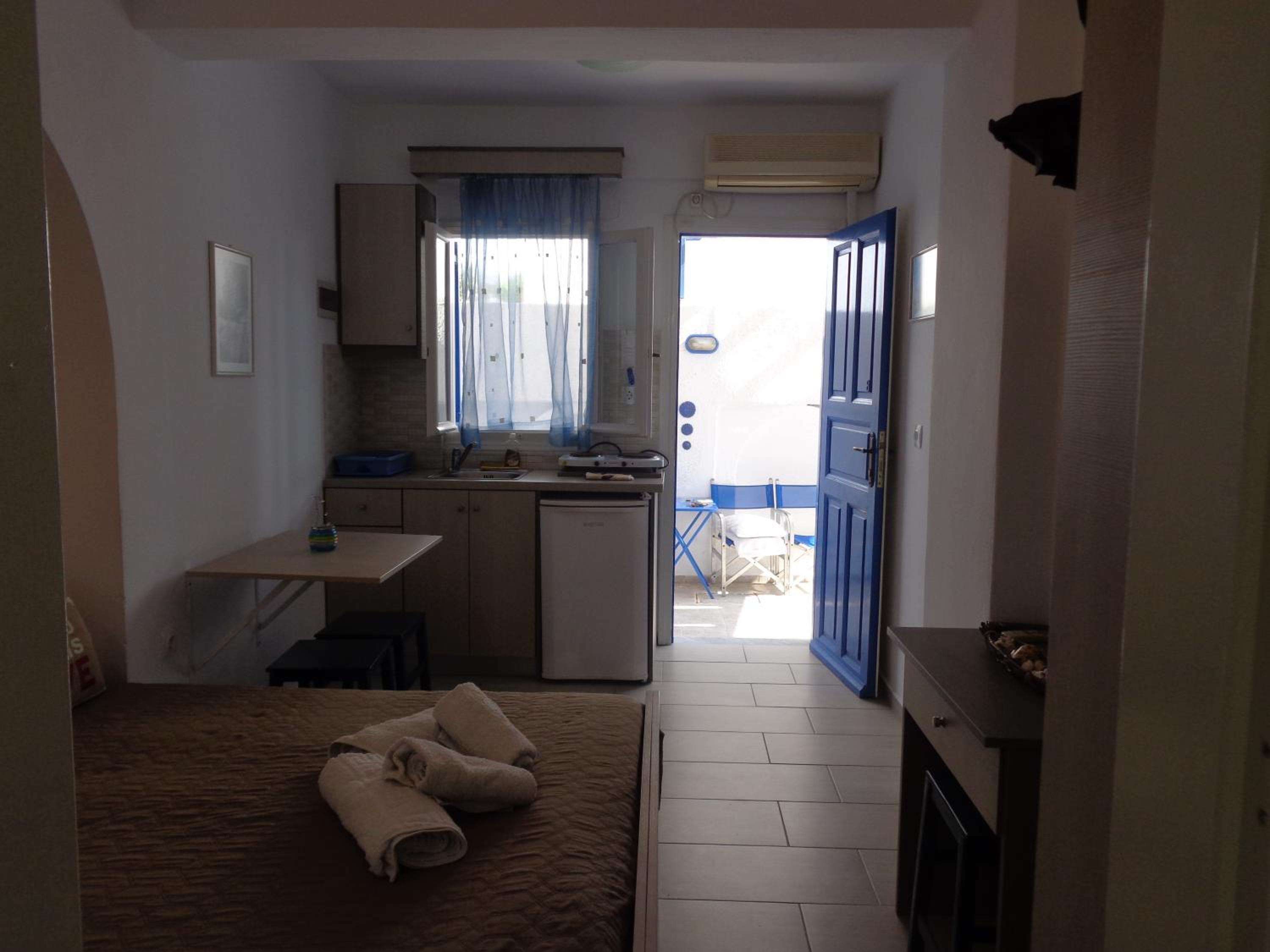 Studio (2 Adults) - Photo 7