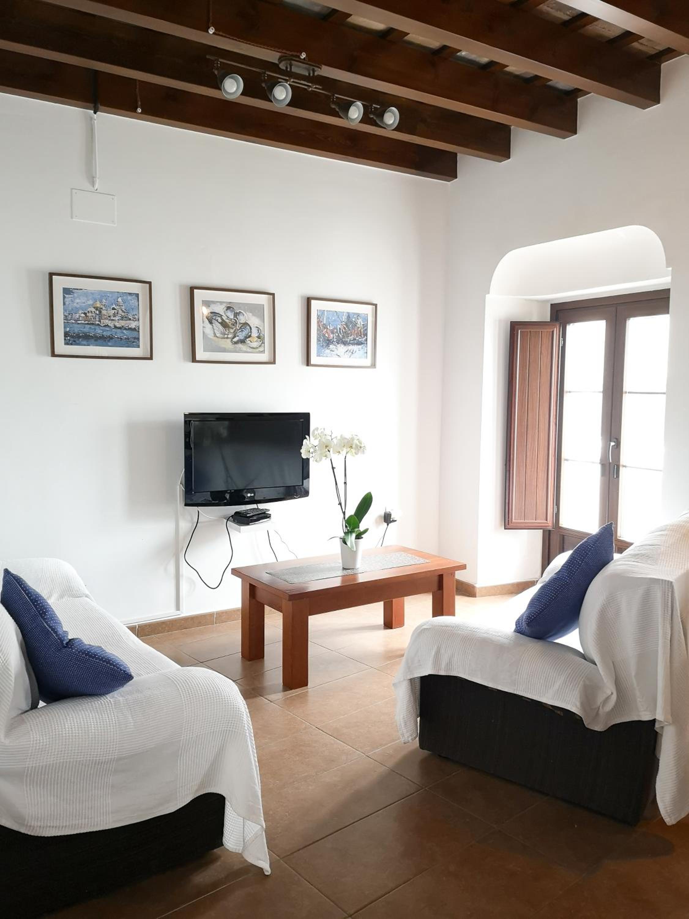 Apartment (4 Adults) - Photo 7