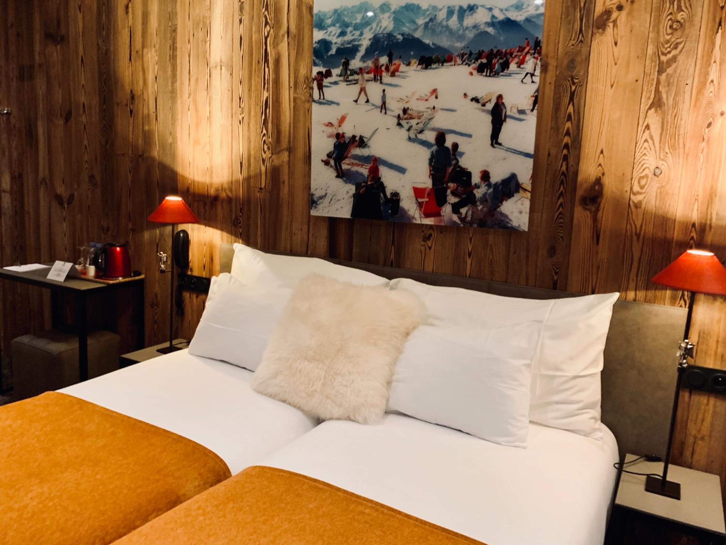 Deluxe Room - Photo 3