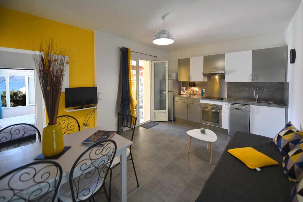 Villa (4 Adults) photo 1