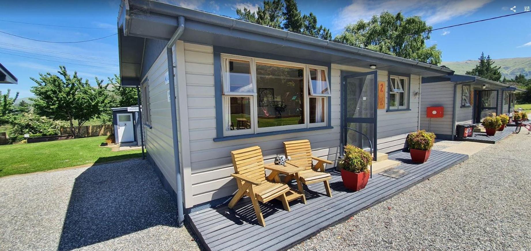 Two-Bedroom Cottage photo 2