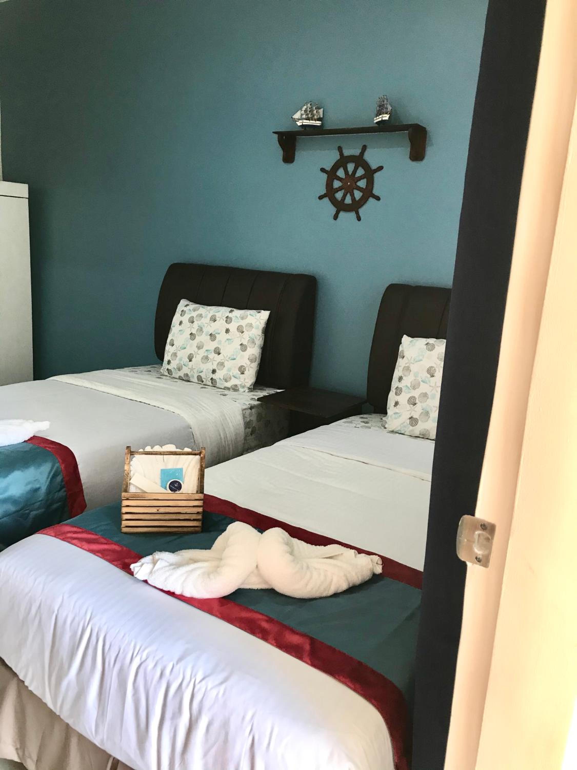Deluxe Twin Room - Photo 7