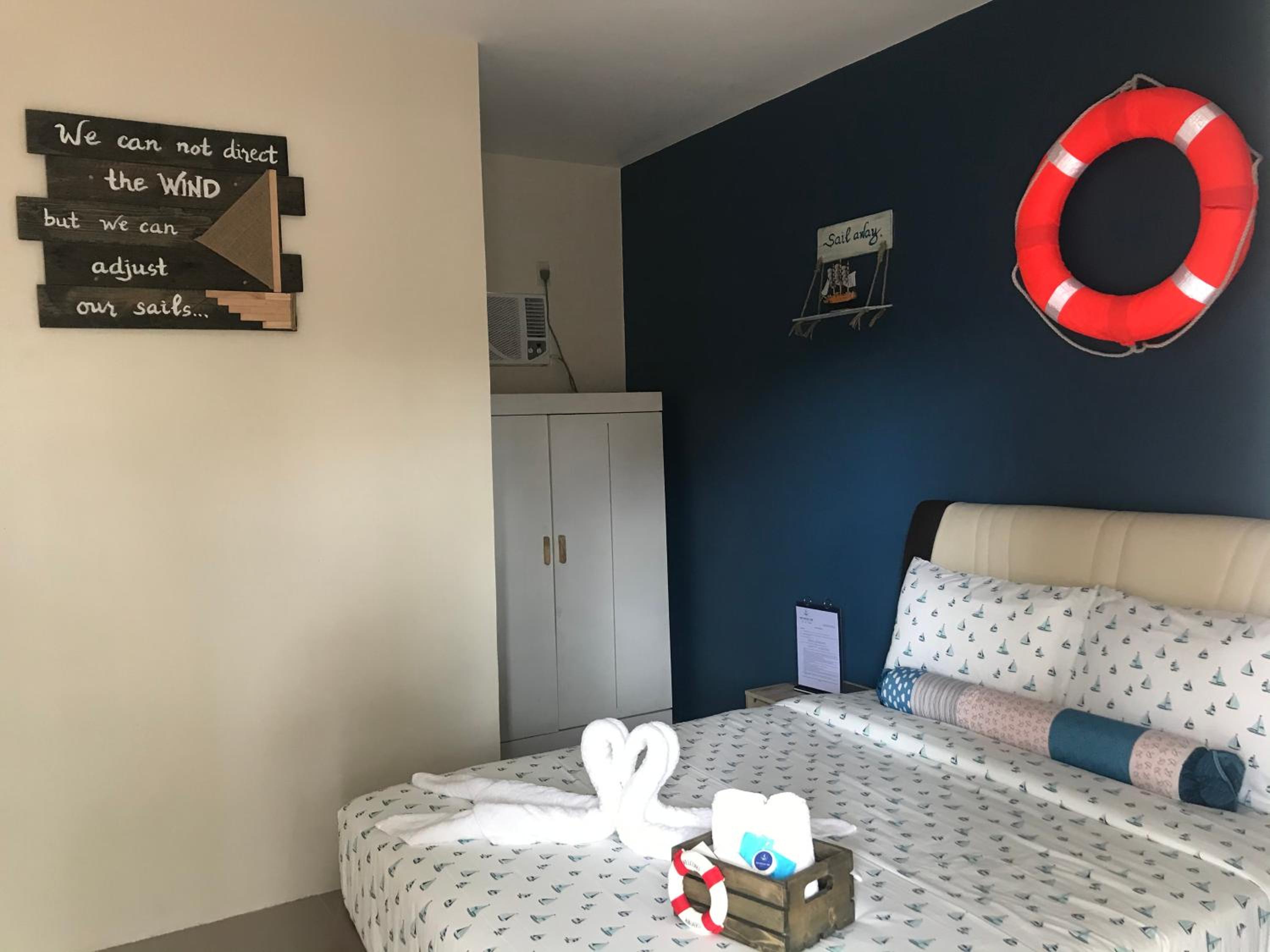 Deluxe Queen Room - Photo 6
