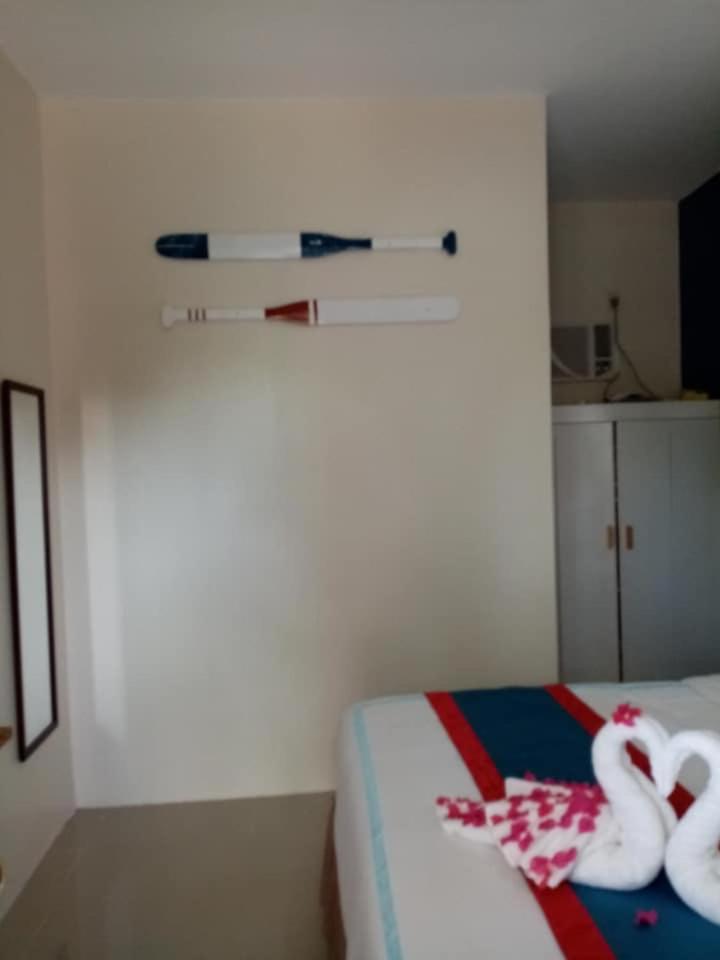 Deluxe King Room - Photo 5