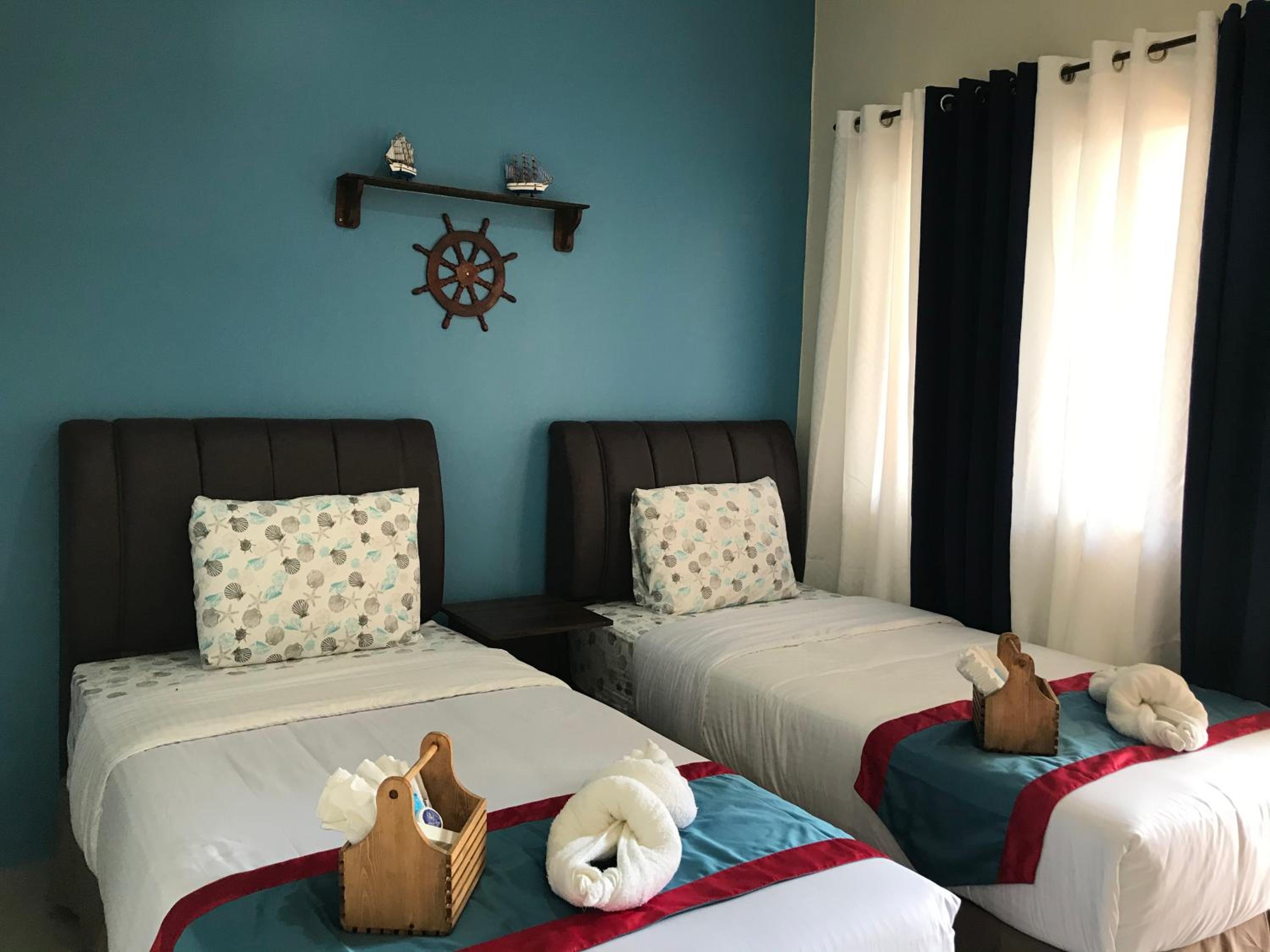 Deluxe Twin Room - Photo 6