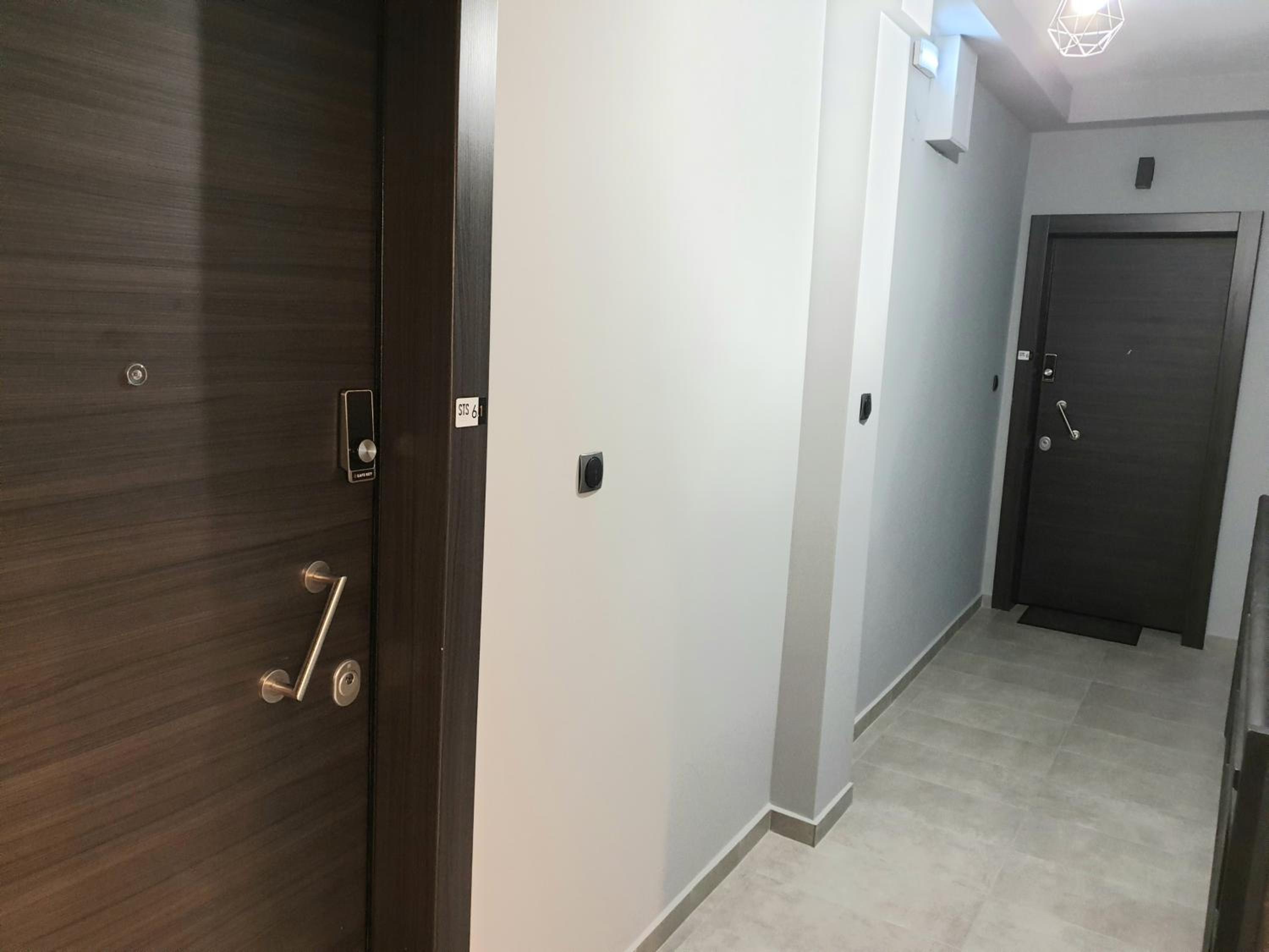 Deluxe Studio - Photo 7