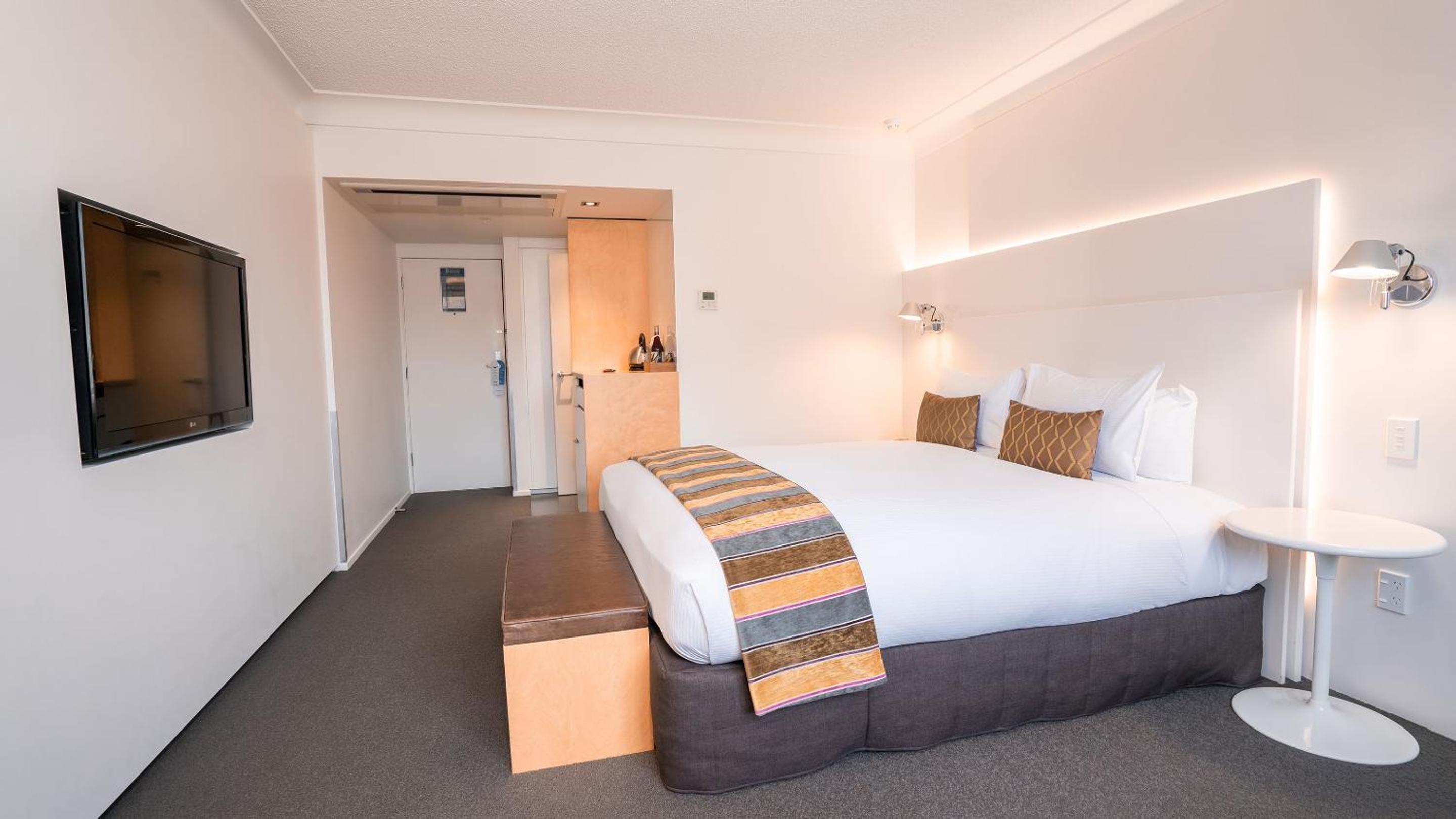 Superior King Room - Photo 5