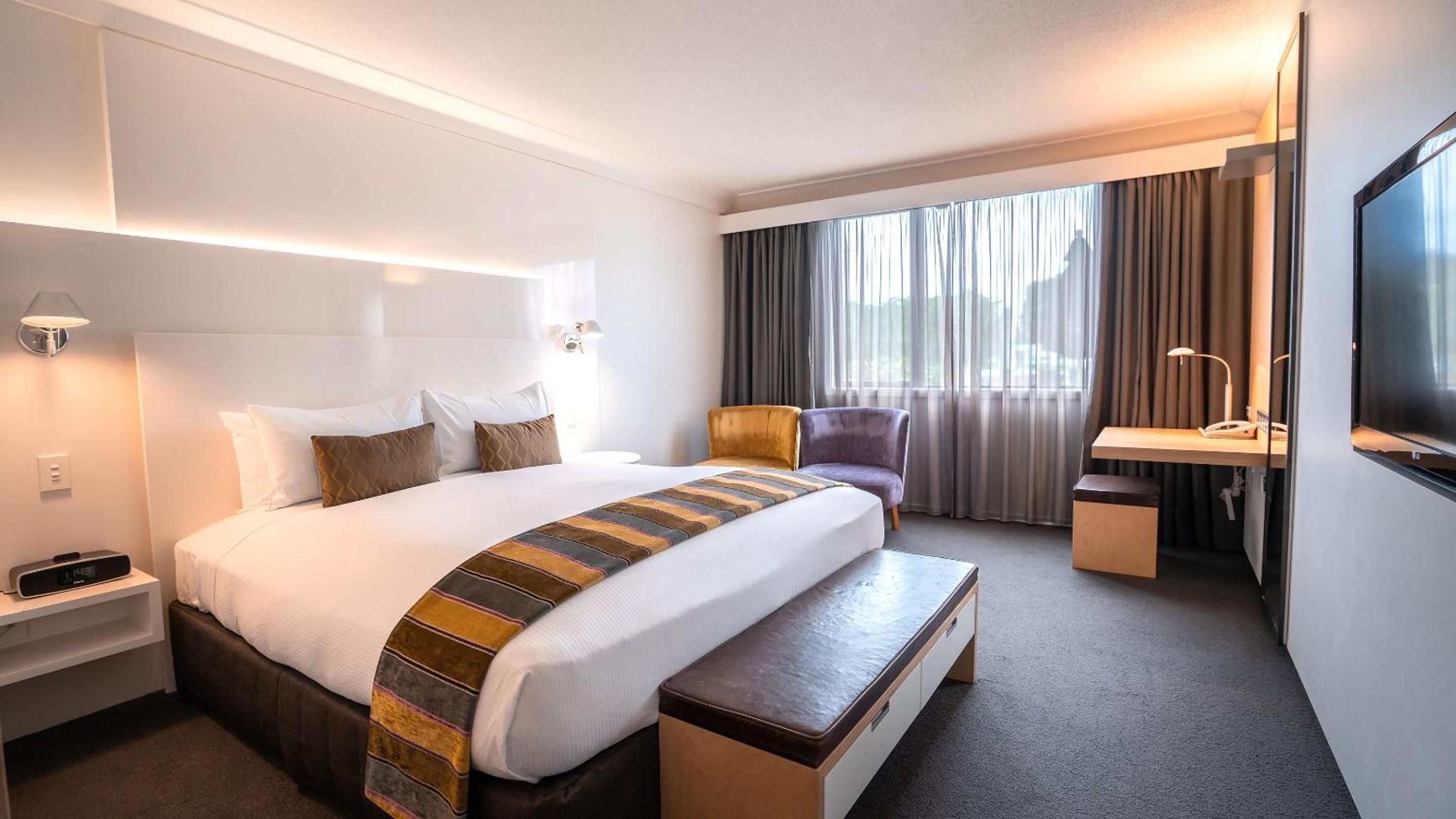 Superior King Room - Photo 2